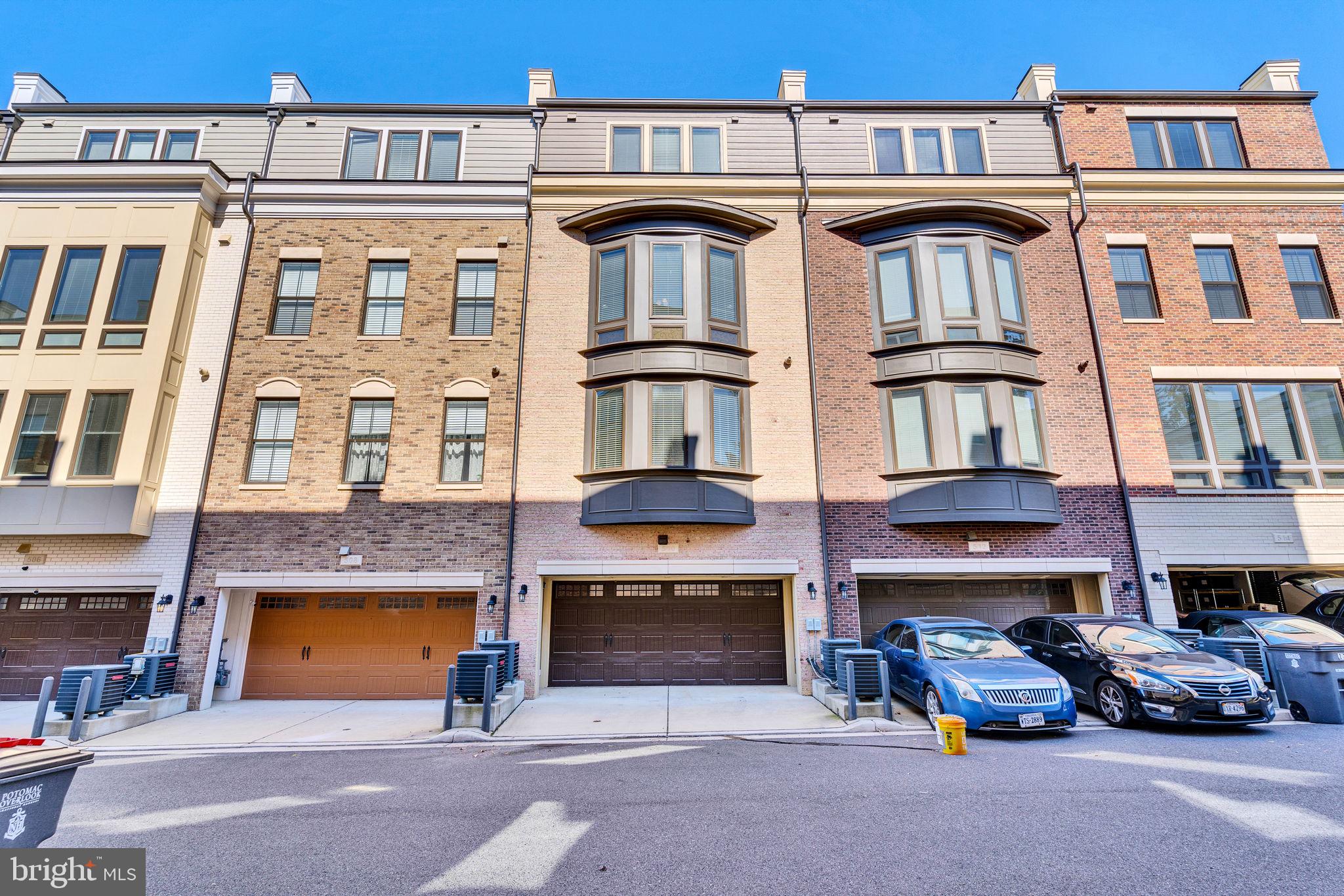 NATIONAL HARBOR - Residential Lease