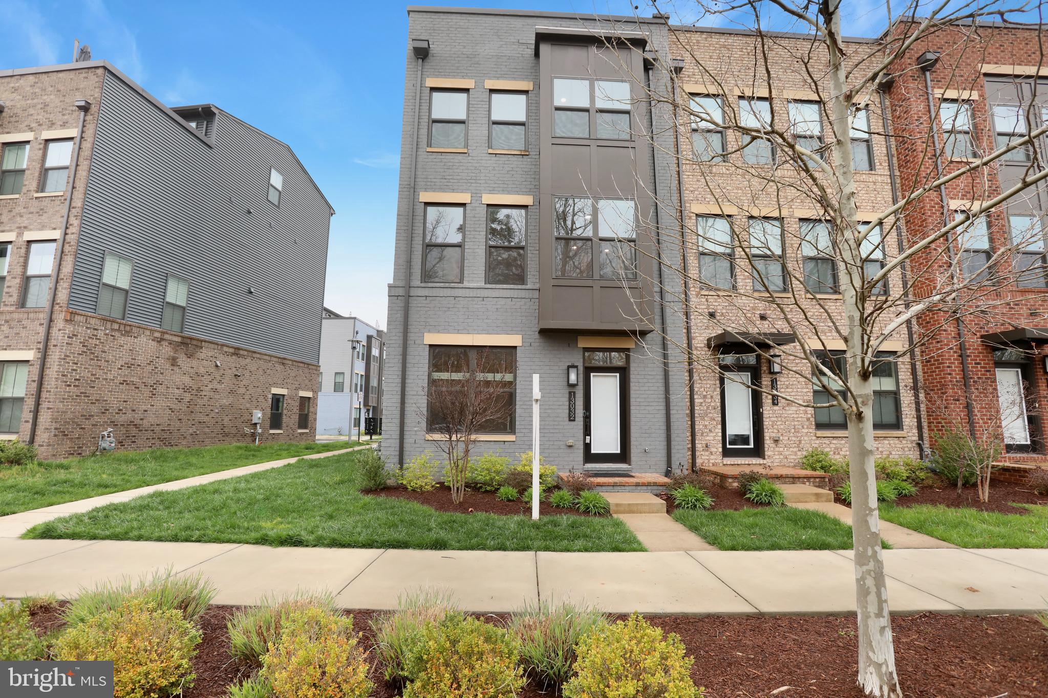 WOODLAND PARK STATION - Residential