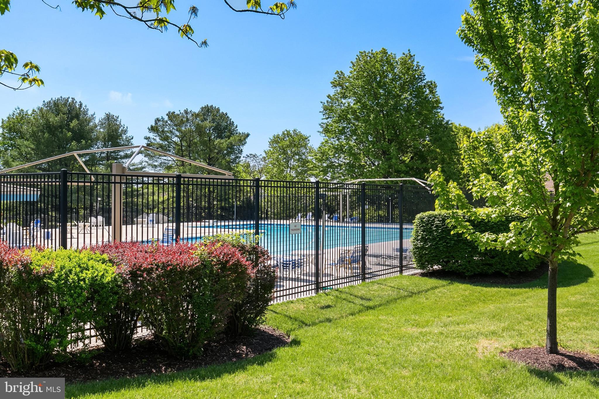 SILVER SPRING CNTRY CLUB - Residential