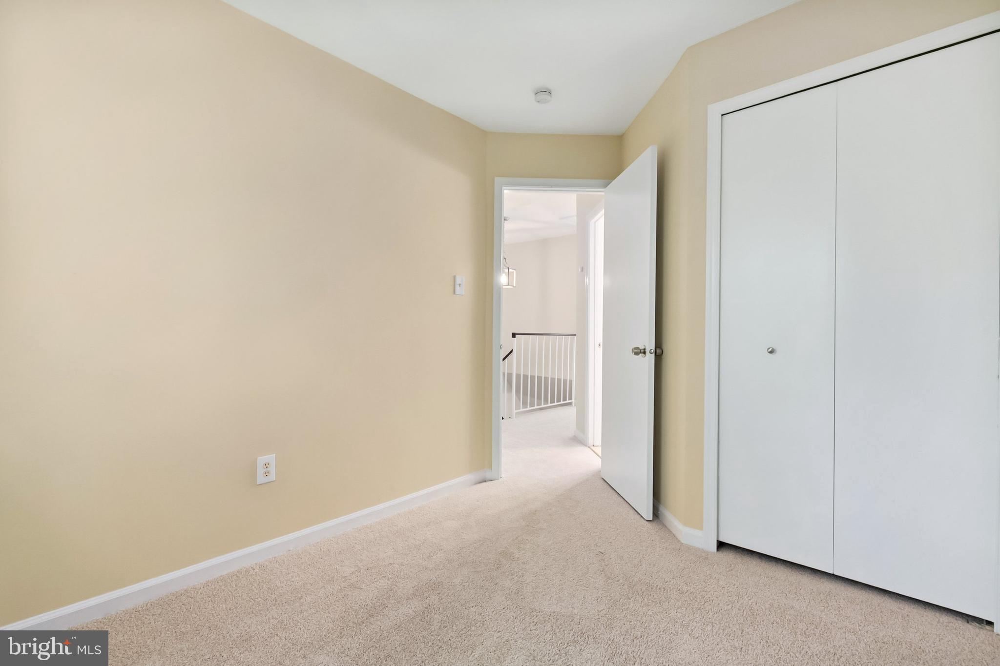 SILVER SPRING CNTRY CLUB - Residential