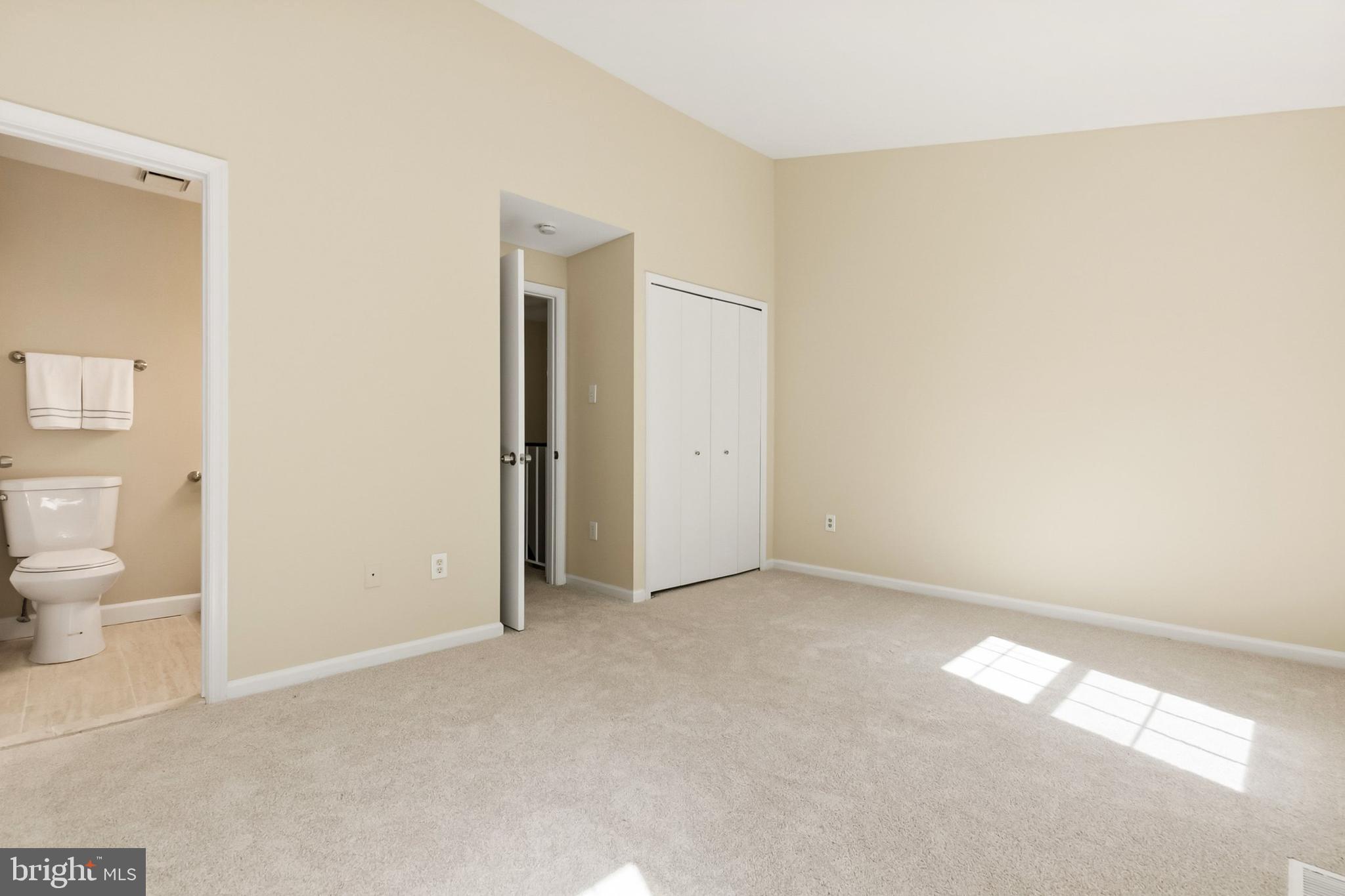 SILVER SPRING CNTRY CLUB - Residential