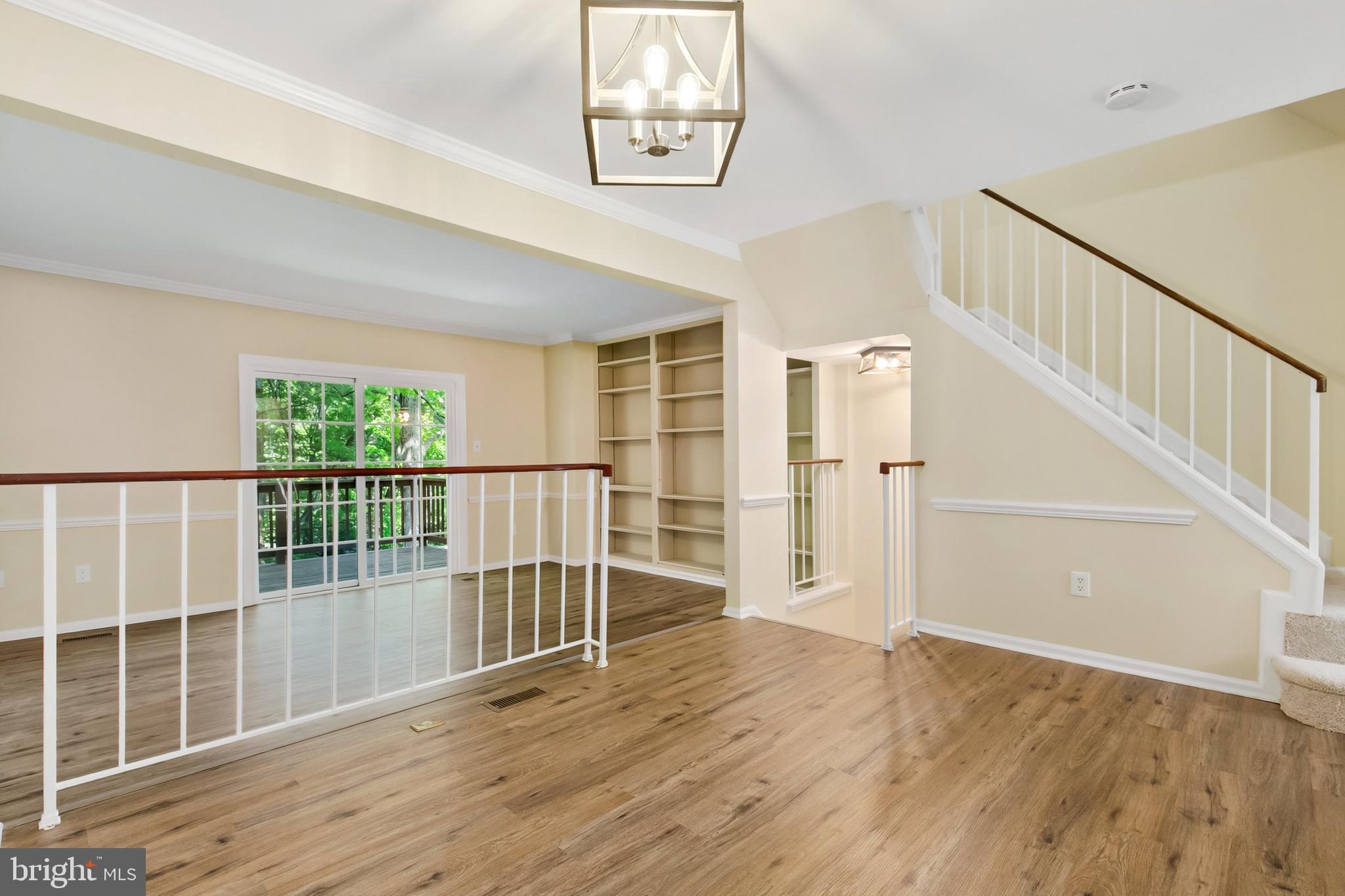 SILVER SPRING CNTRY CLUB - Residential
