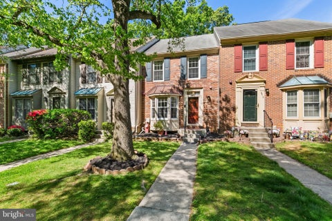 Townhouse For Sale - 3810 Angelton Court<br/> BURTONSVILLE, MD 20866