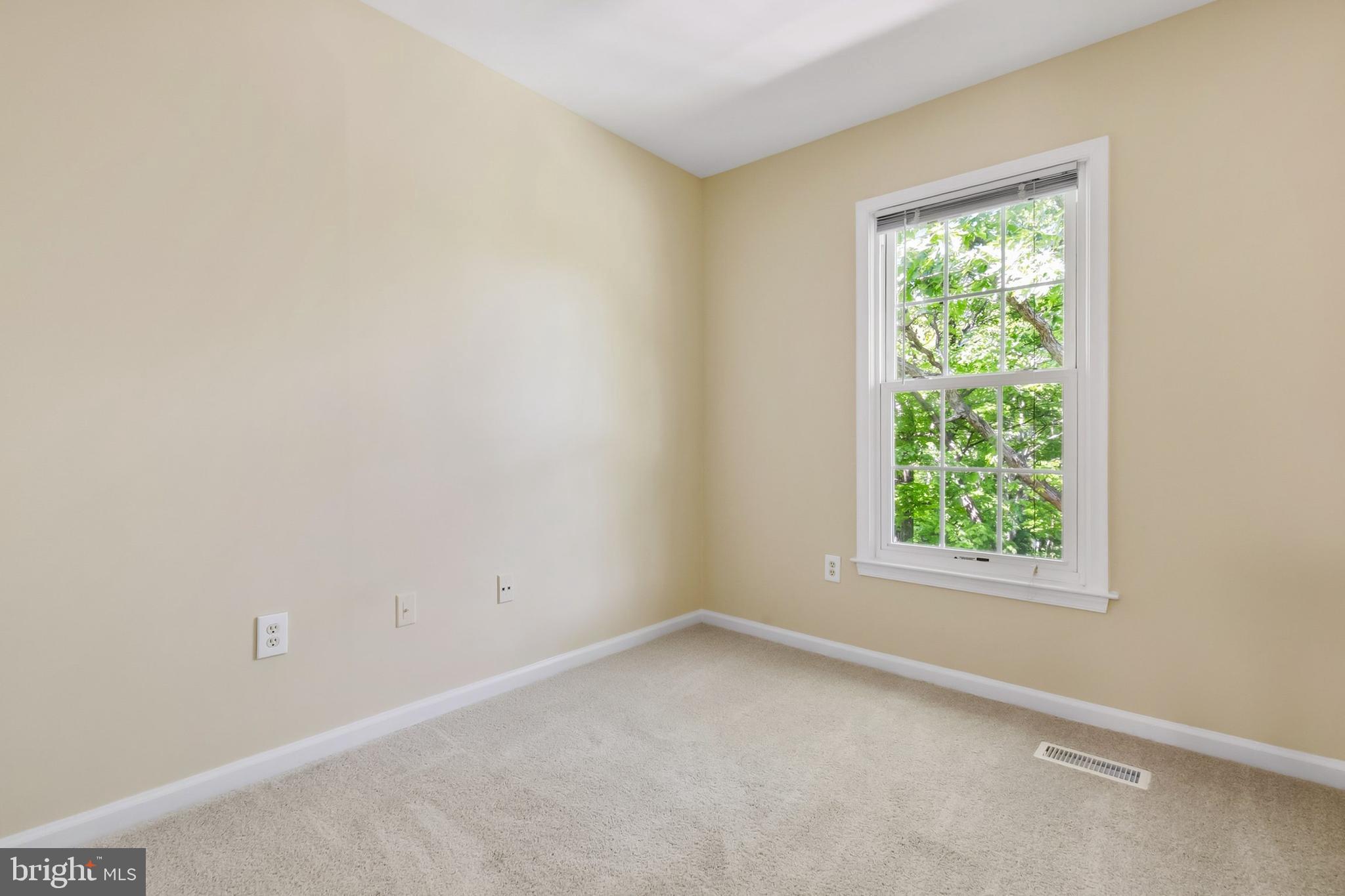 SILVER SPRING CNTRY CLUB - Residential
