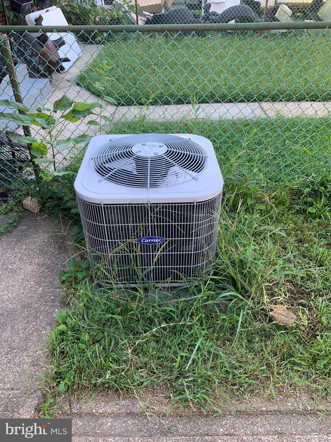 WOODBOURNE HEIGHTS - Residential