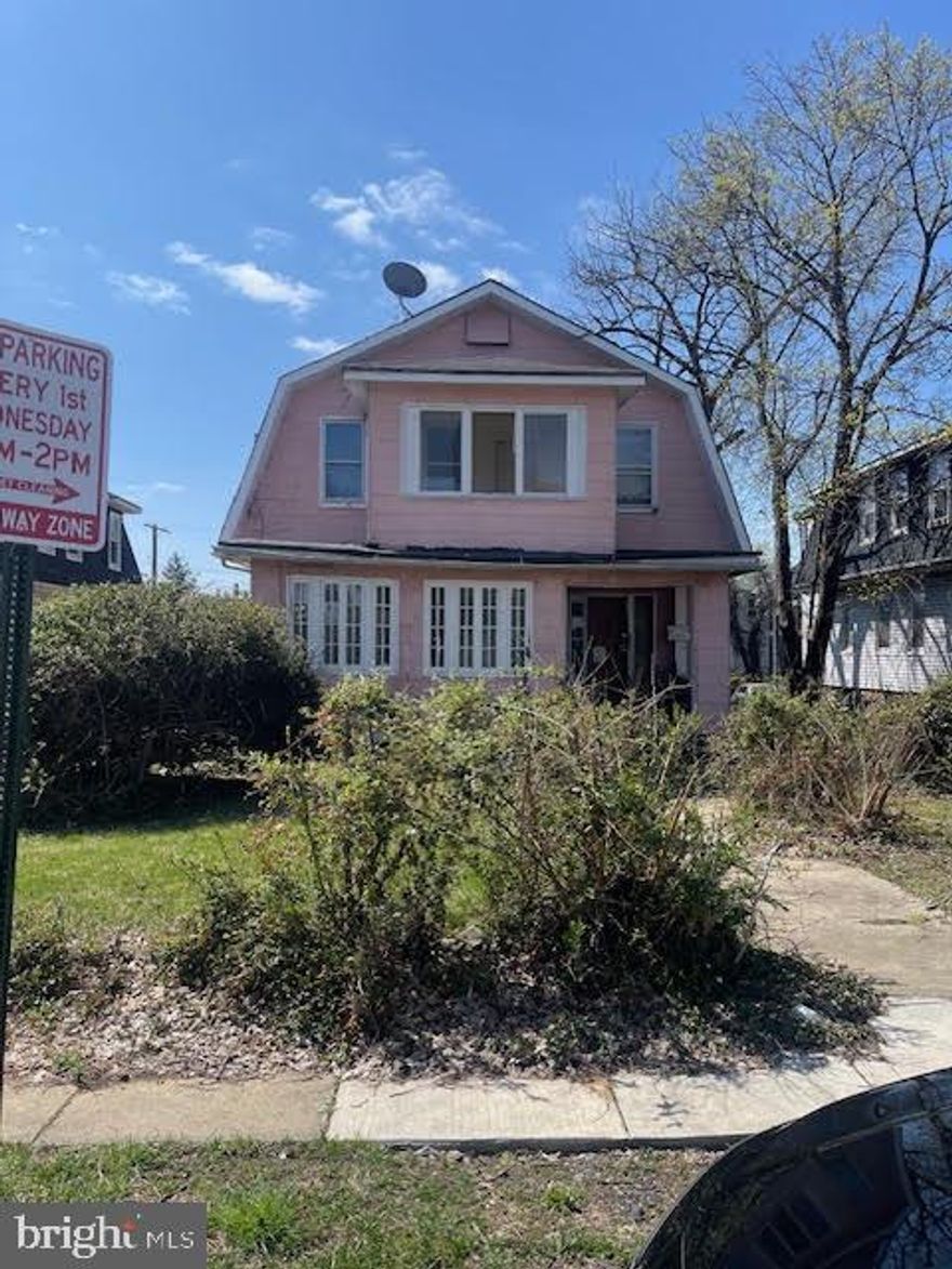 Rarely available home with  a multifamily layout just hit the market in Baltimore. The main level features two bedrooms and a full bath. Upper level features two bedroom and a full bath.  Main level also features wood floors and an open floor plan. The area is close to major routes, retail and dining.