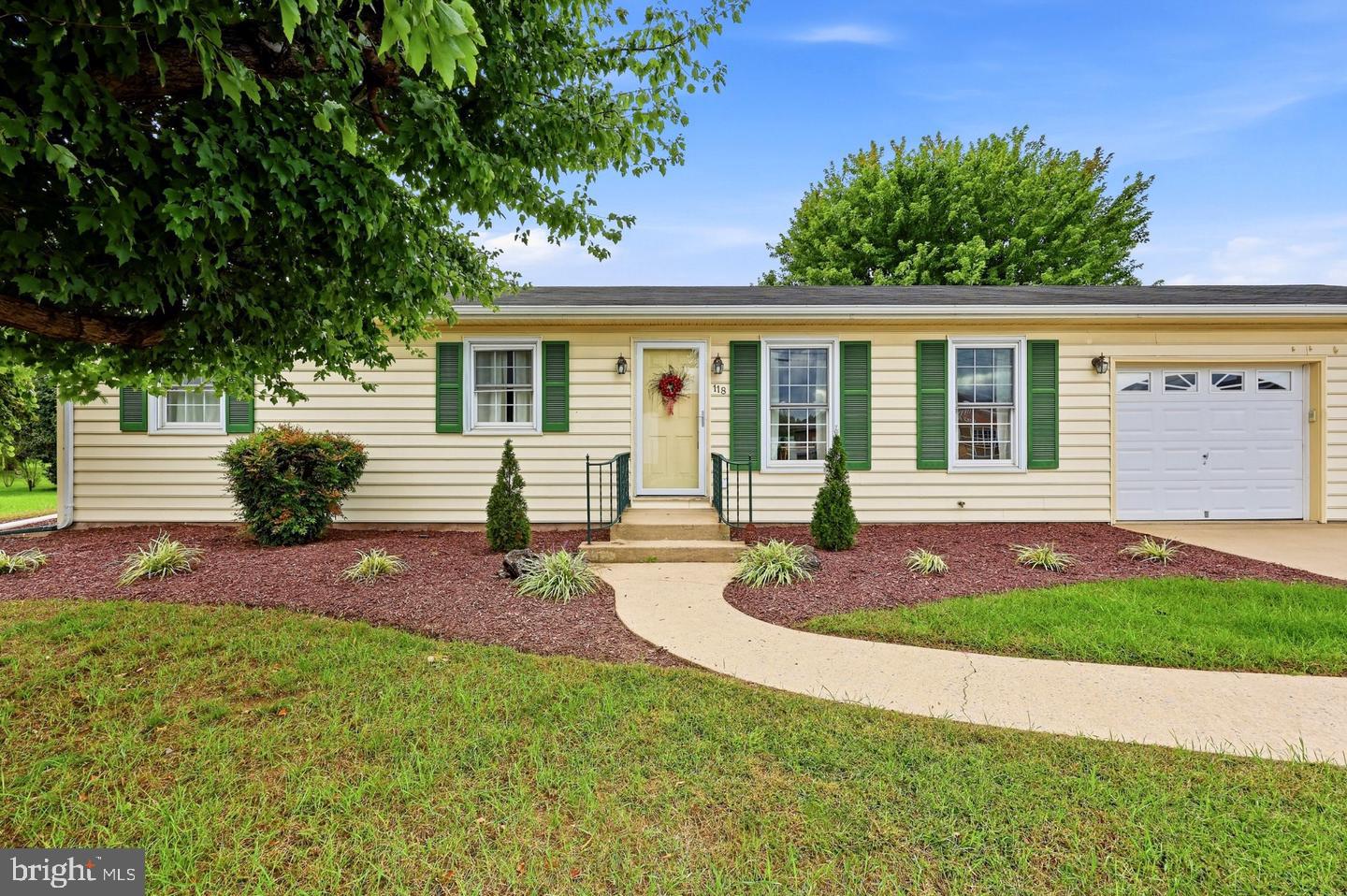 118 TAVERN ROAD