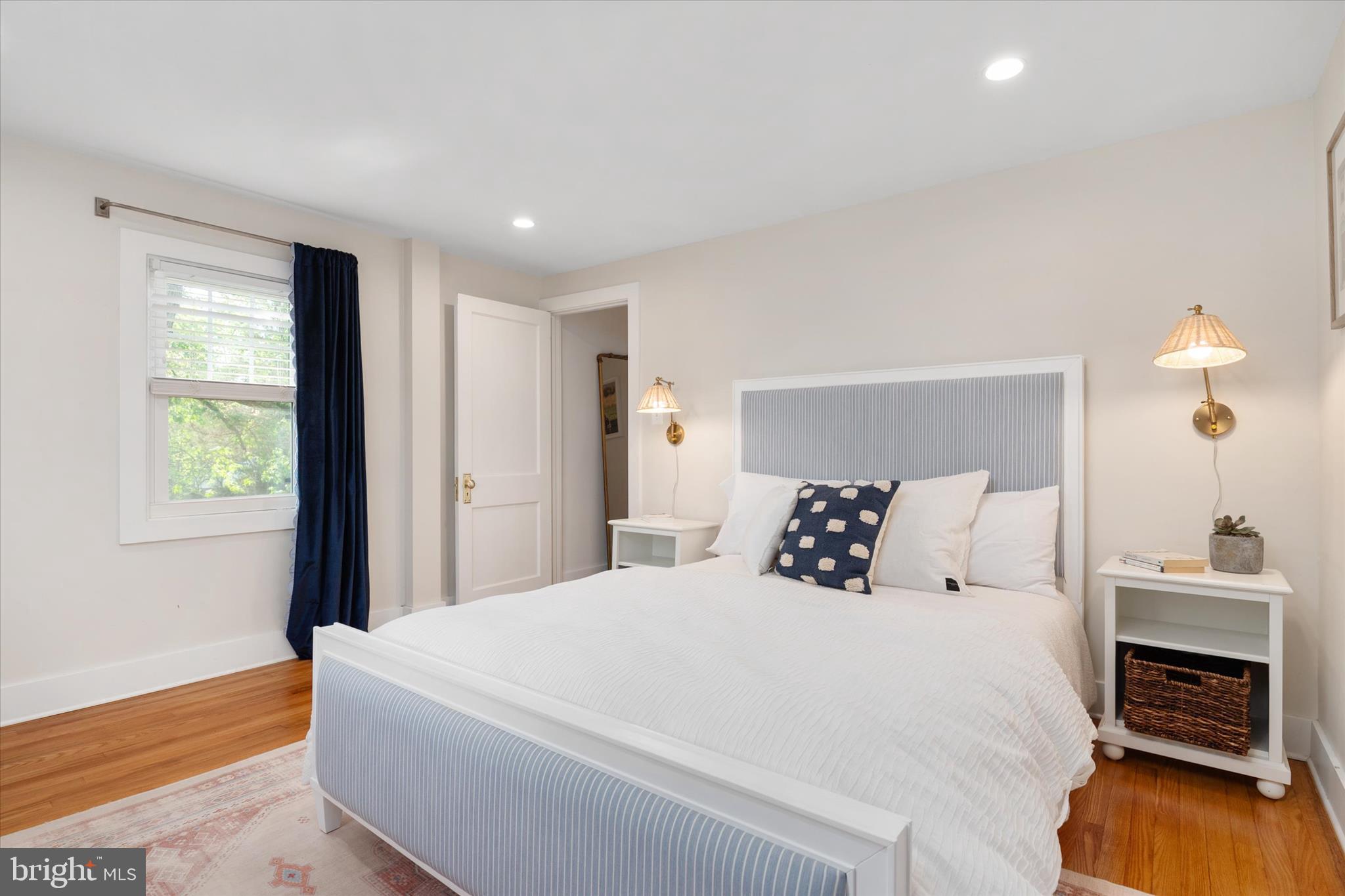 EASTPORT - Residential