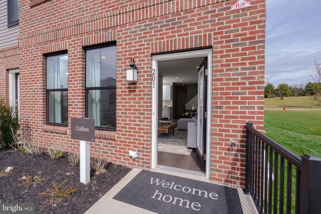 Photo of 176 Leona Stewart Ln, PENNINGTON, NJ 08534 (MLS # NJME2076918)