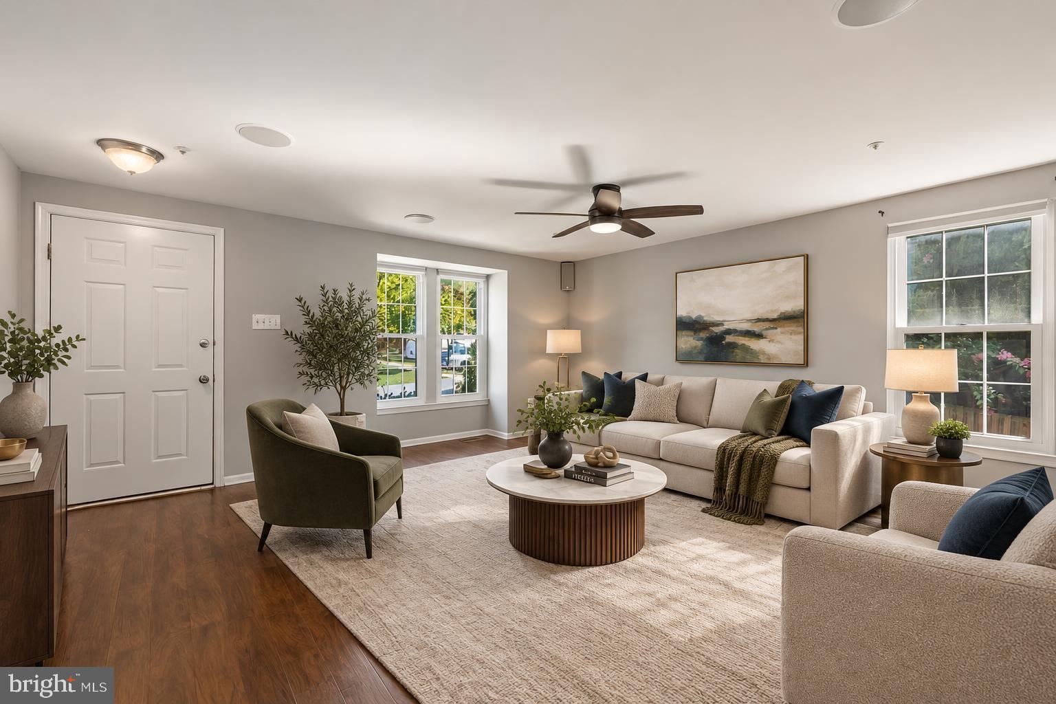 806 LILAC COURT