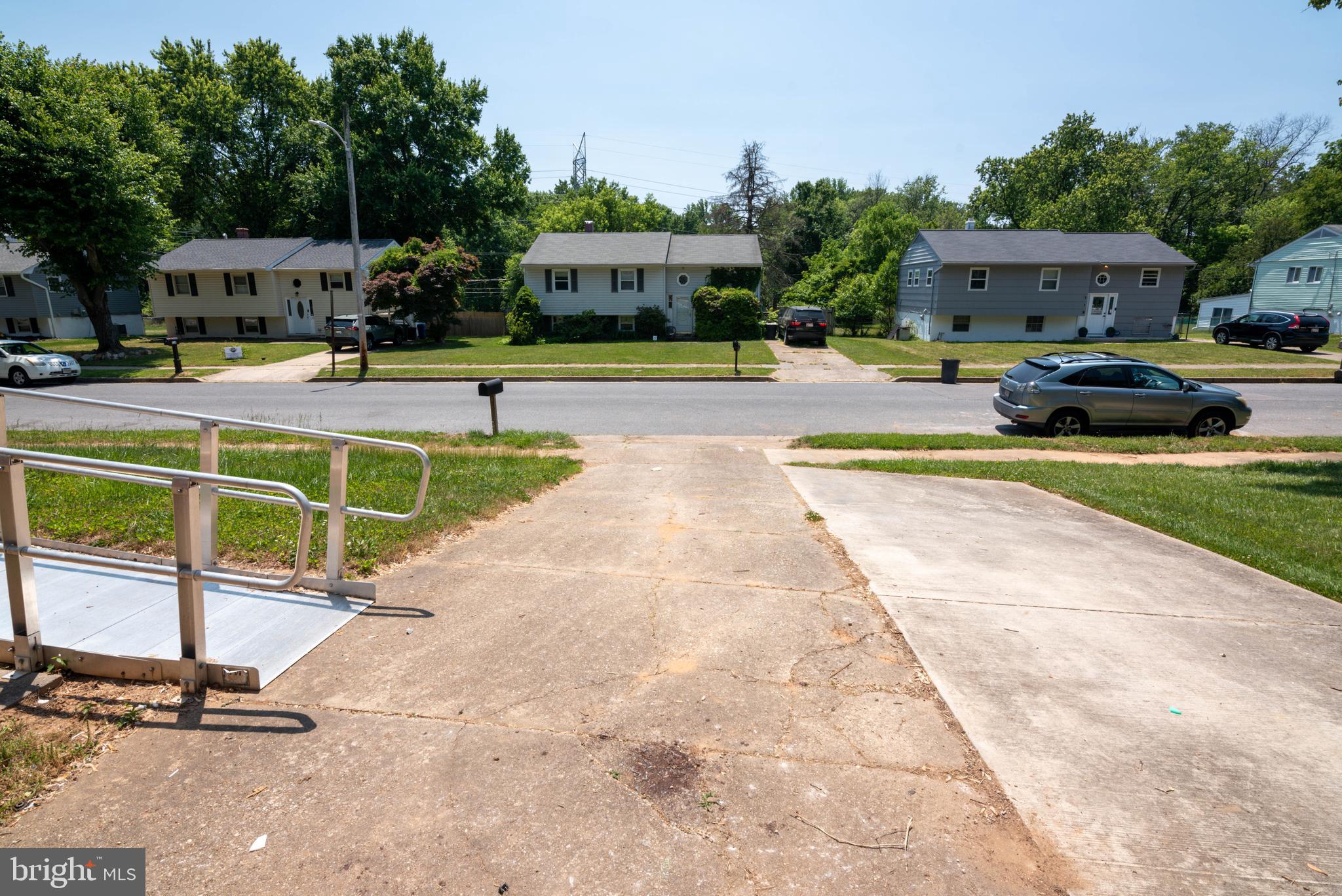 SUBURBIA - Residential