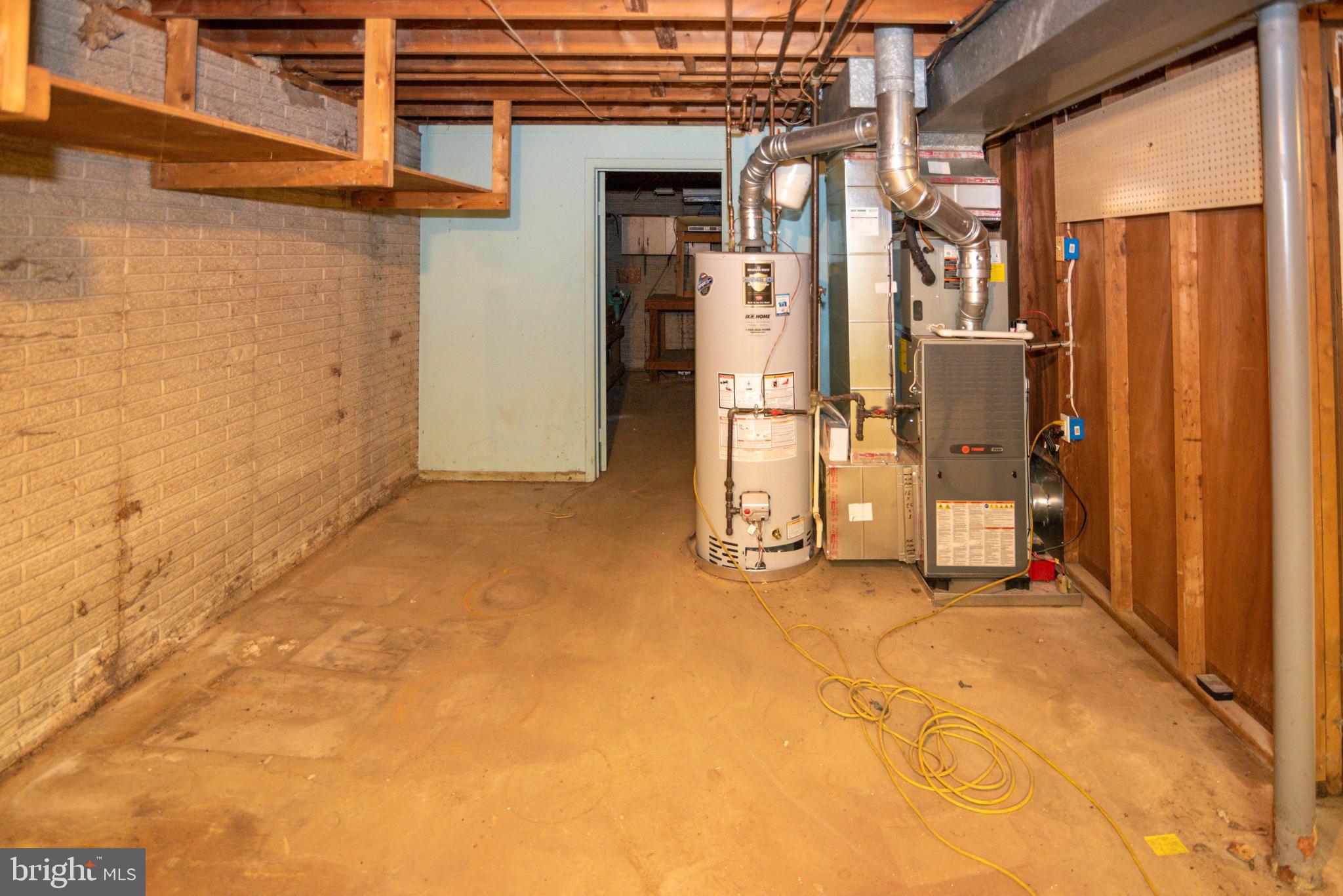 SUBURBIA - Residential