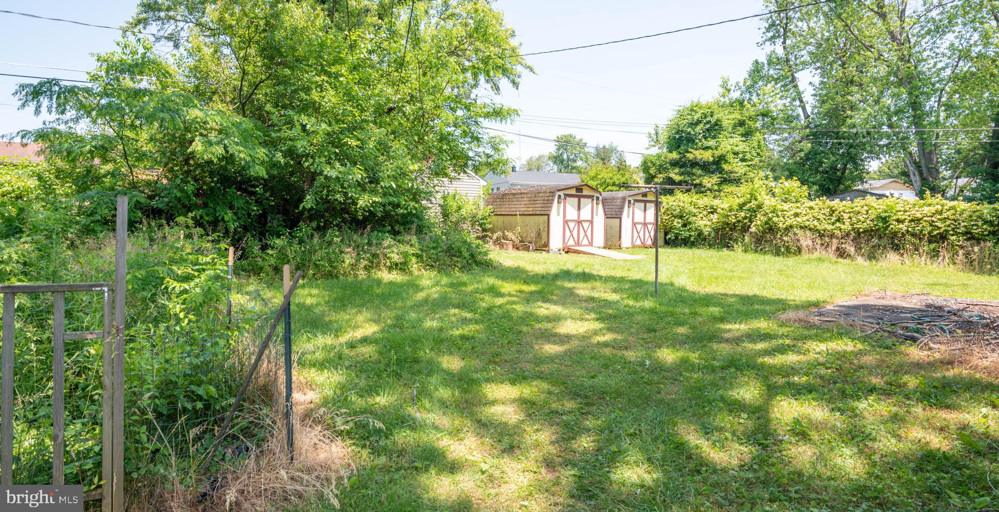 SUBURBIA - Residential