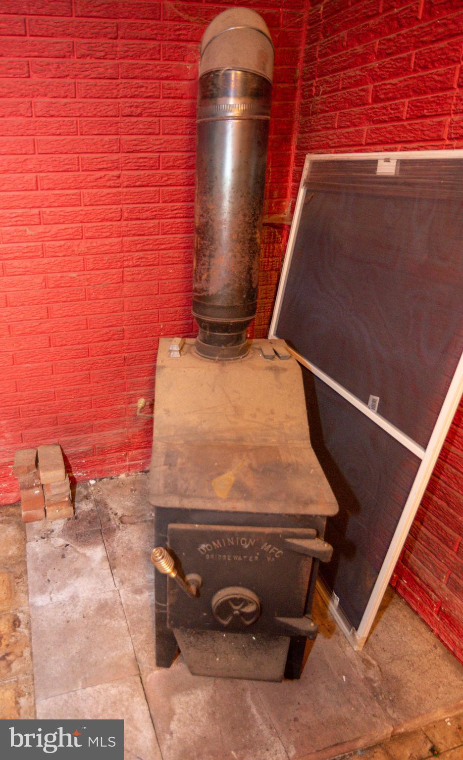 SUBURBIA - Residential