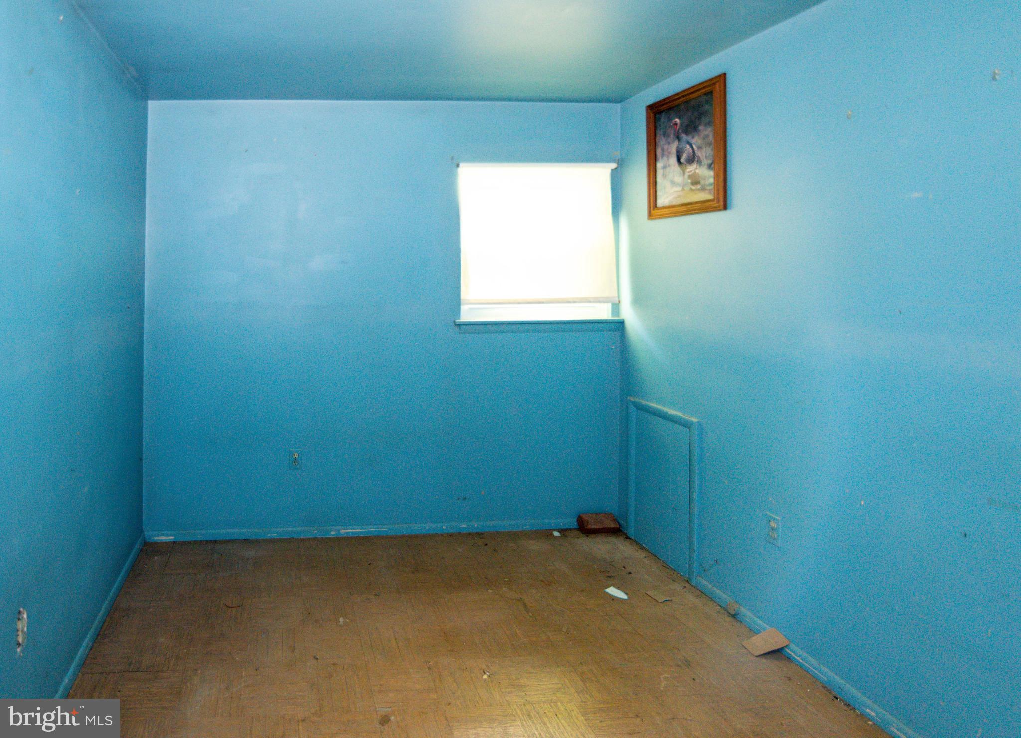 SUBURBIA - Residential