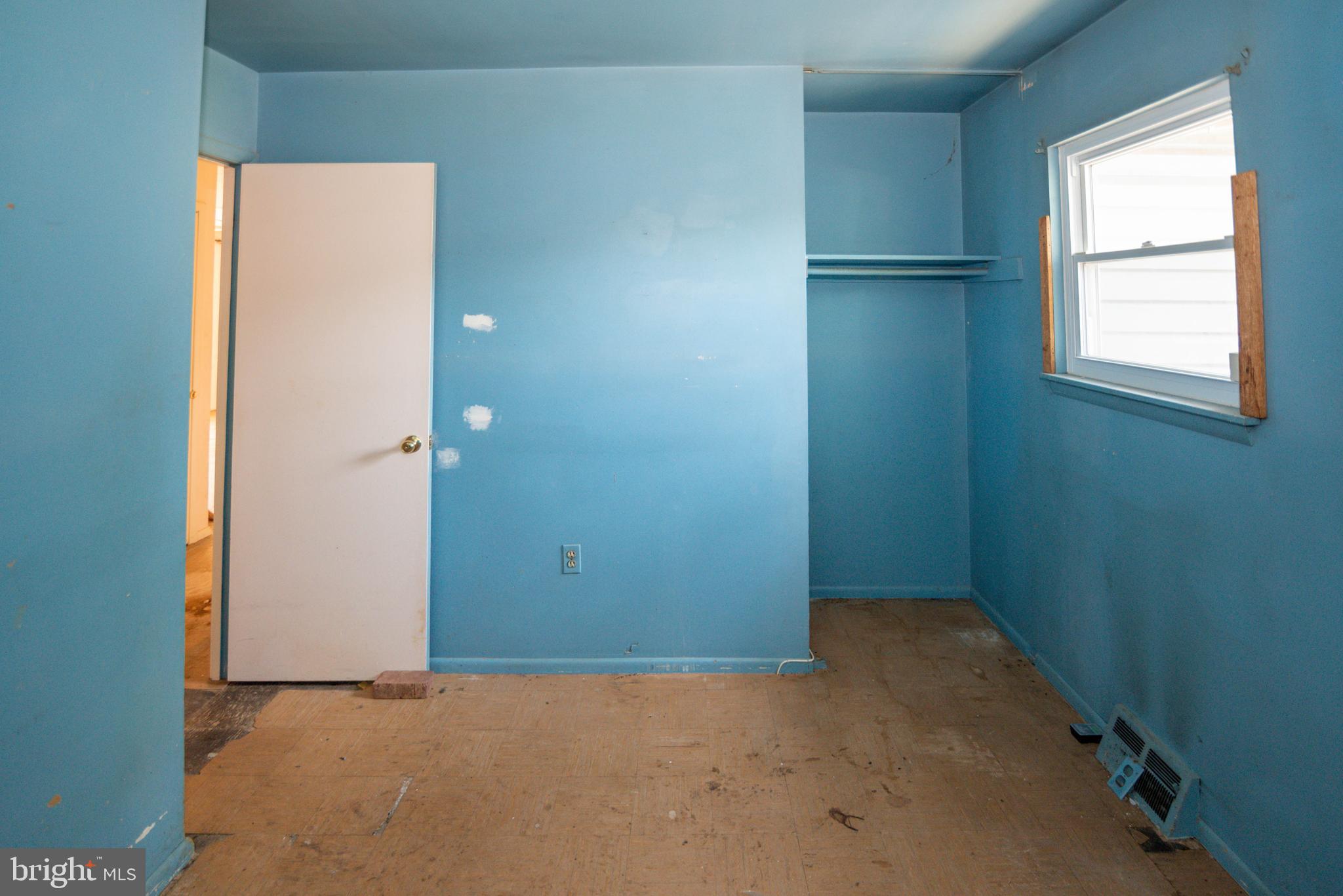 SUBURBIA - Residential