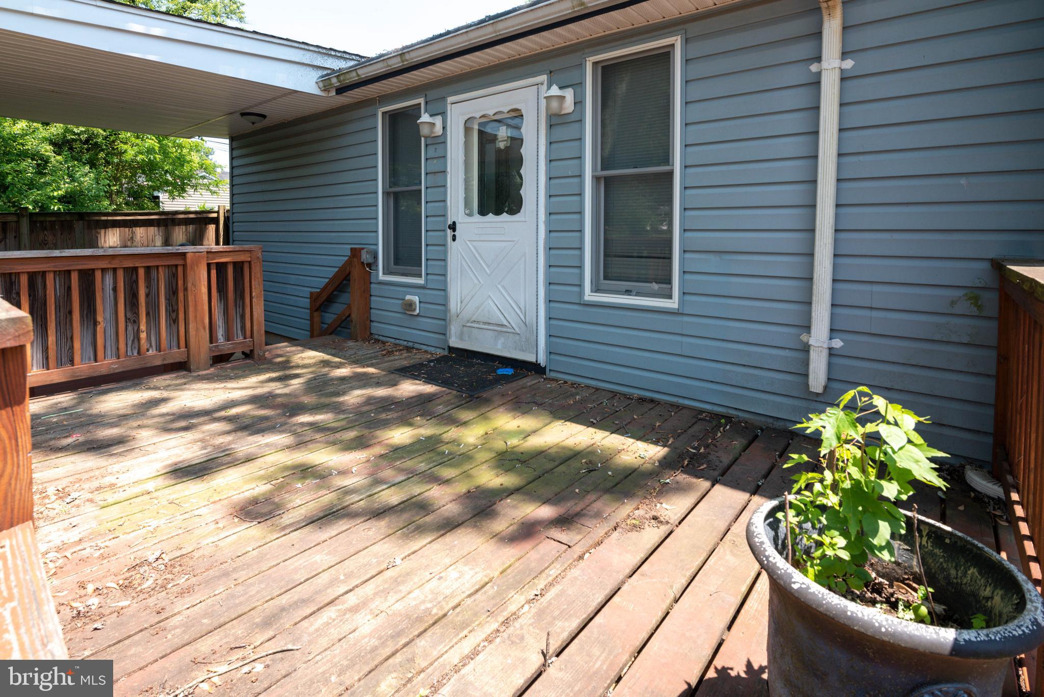 SUBURBIA - Residential