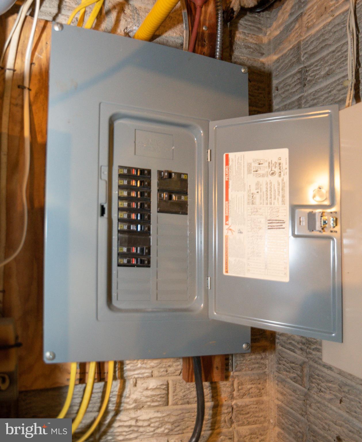 SUBURBIA - Residential