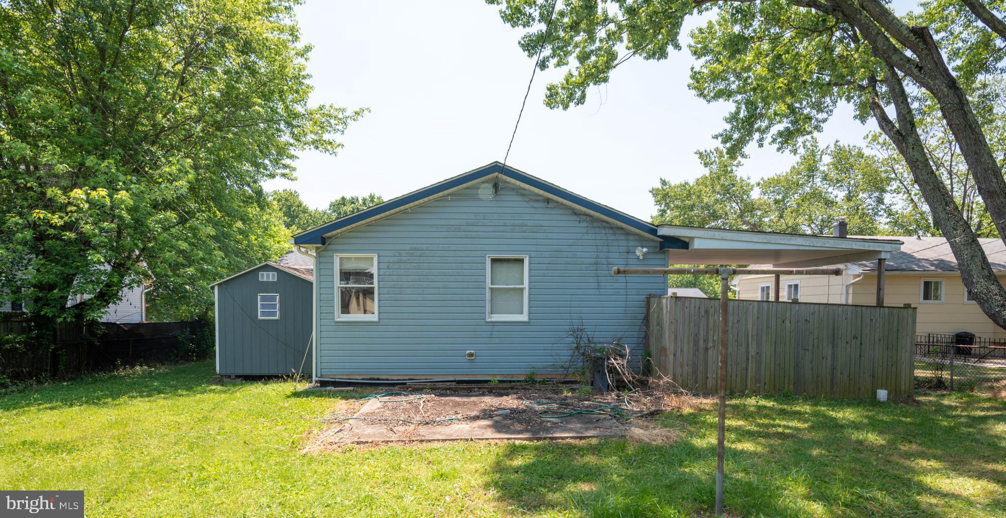 SUBURBIA - Residential