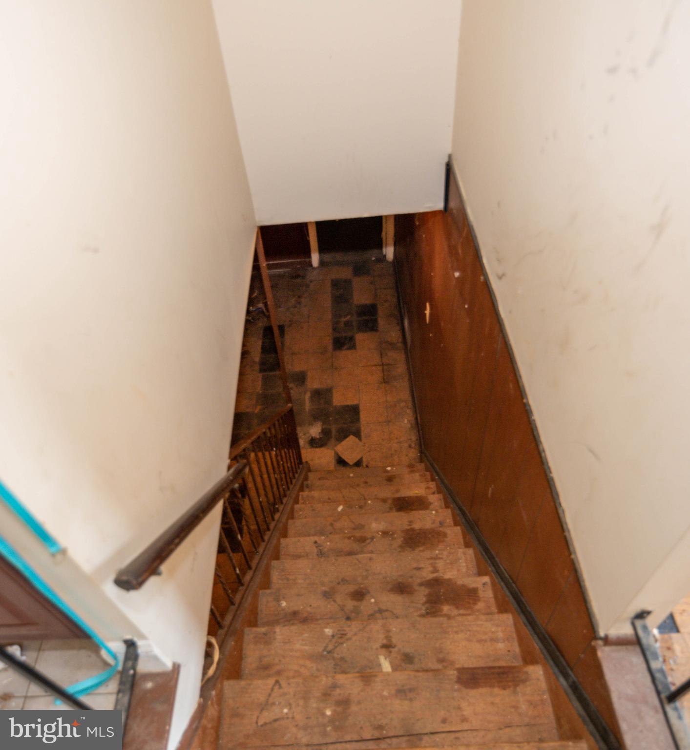 SUBURBIA - Residential