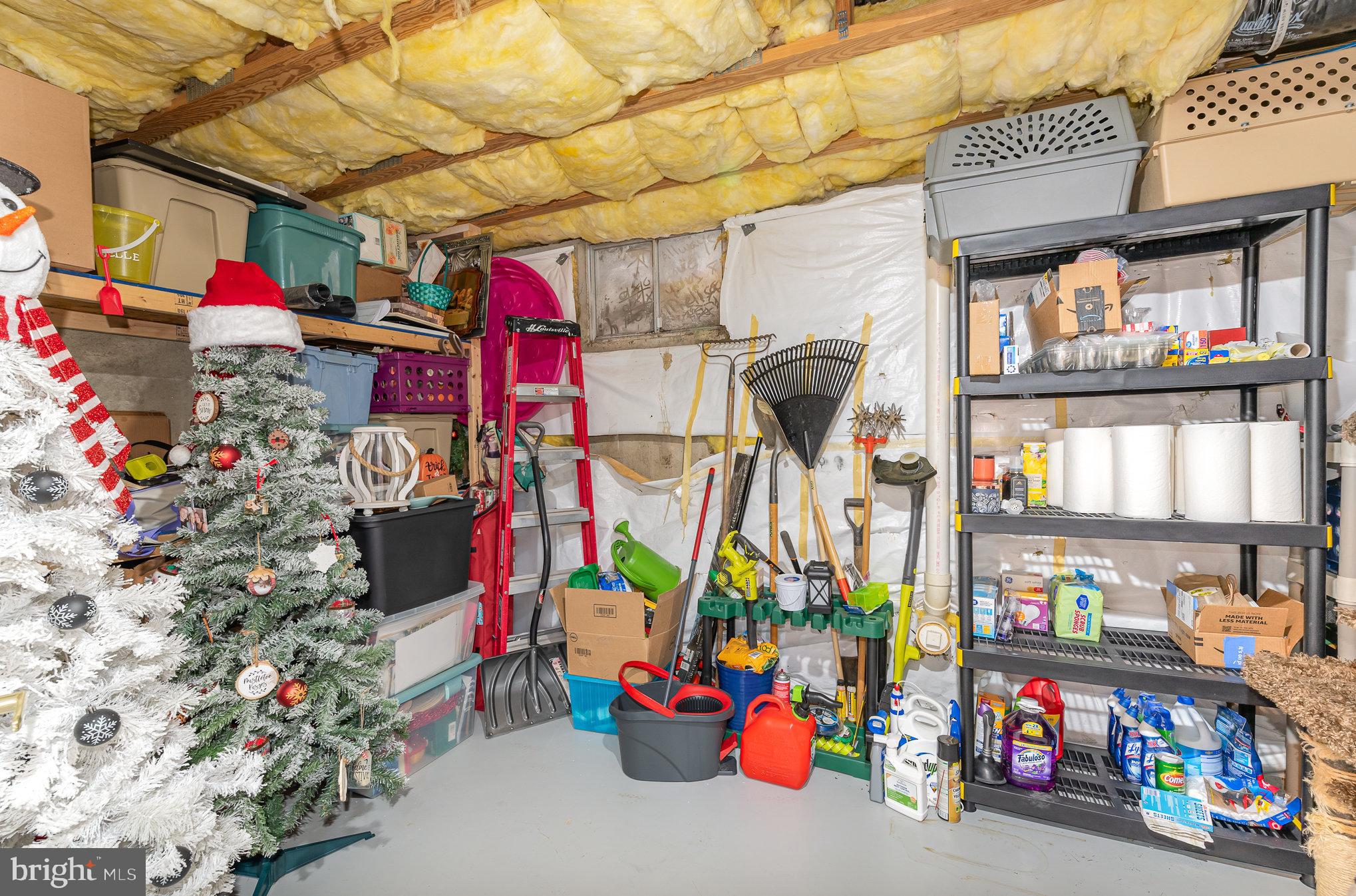 BUTTONWOODS - Residential