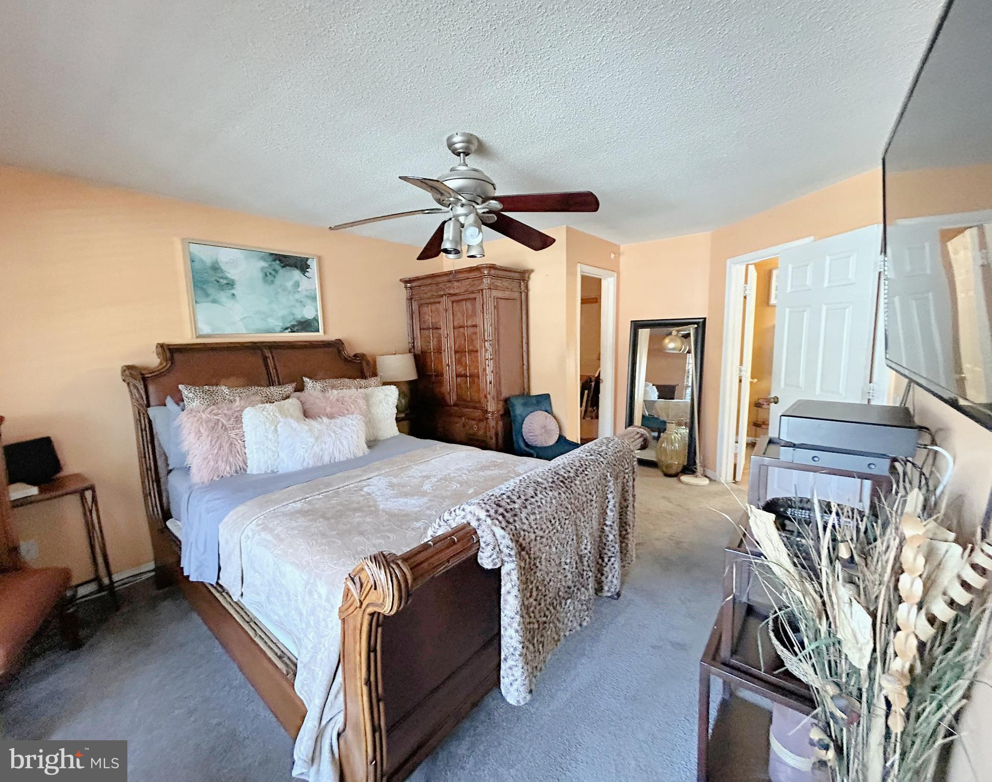 ASHLAR HILL - Residential