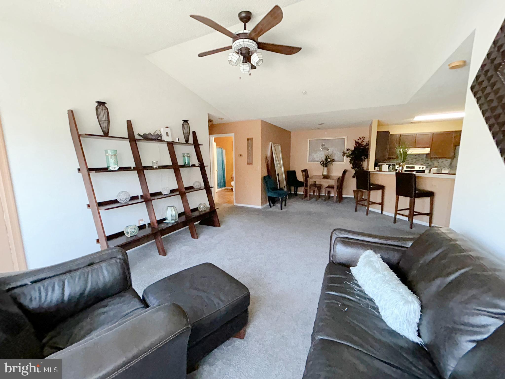 ASHLAR HILL - Residential