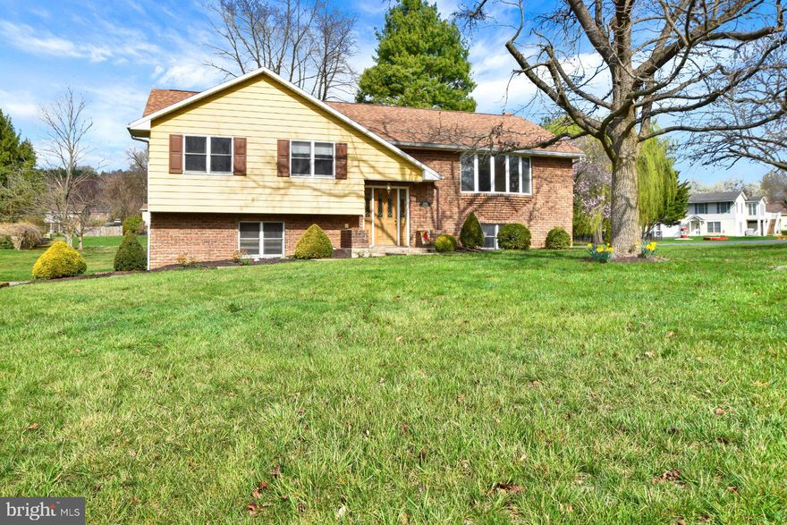 Diamond in the Rough! Come check out this perfectly located home in Waynesboro! Located on a quaint cul-de-sac with plenty of parking. 4 bedrooms and 2 baths with a dedicated dining room. Heat Pump and roof just replaced in 2022! Covered back porch off the kitchen for entertaining ! Finished basement with fireplace, bar and pantry! Paver patio leads to the spacious backyard. This is an estate being sold "as is"