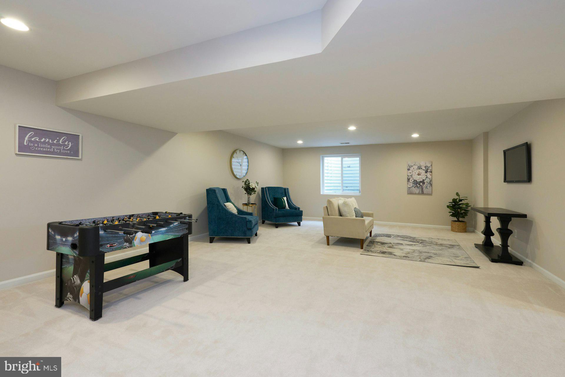 EAST HILL - Residential