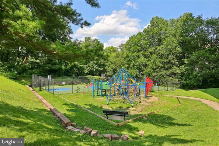 1836 METZEROTT ROAD 106