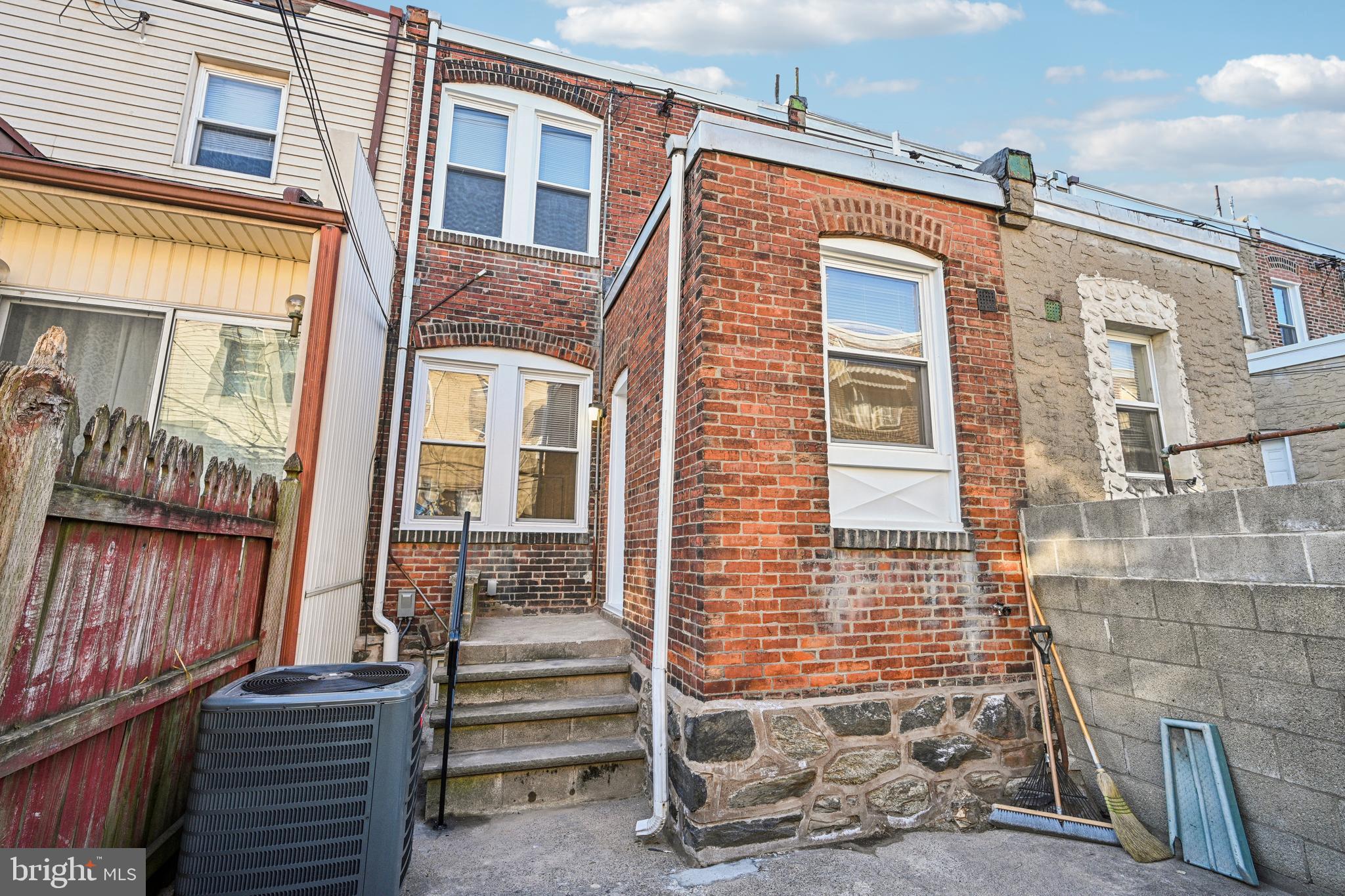 GRAYS FERRY - Residential
