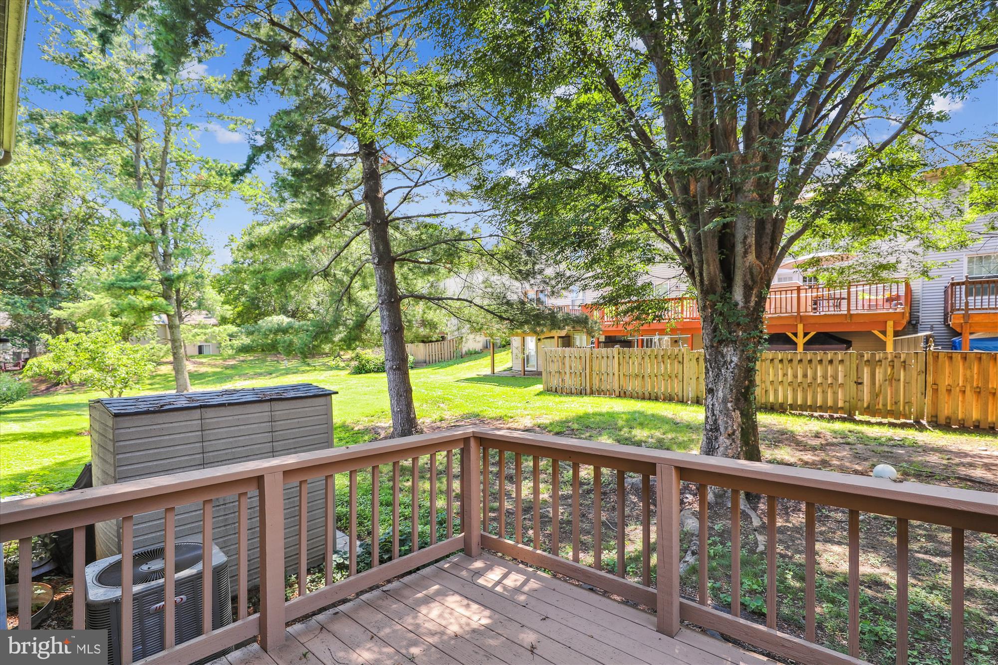 LONG REACH - Residential Lease