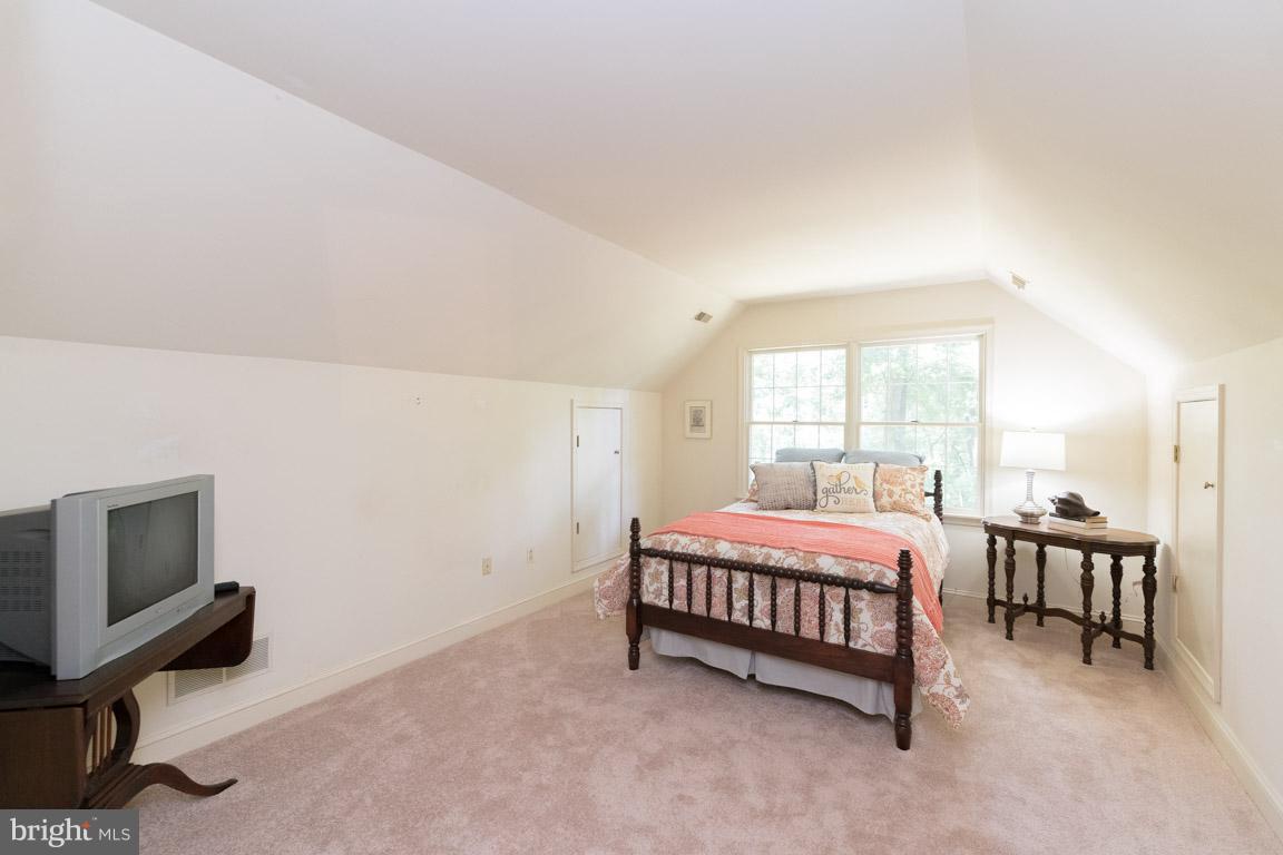 WORTHINGTON HILLSIDE II - Residential