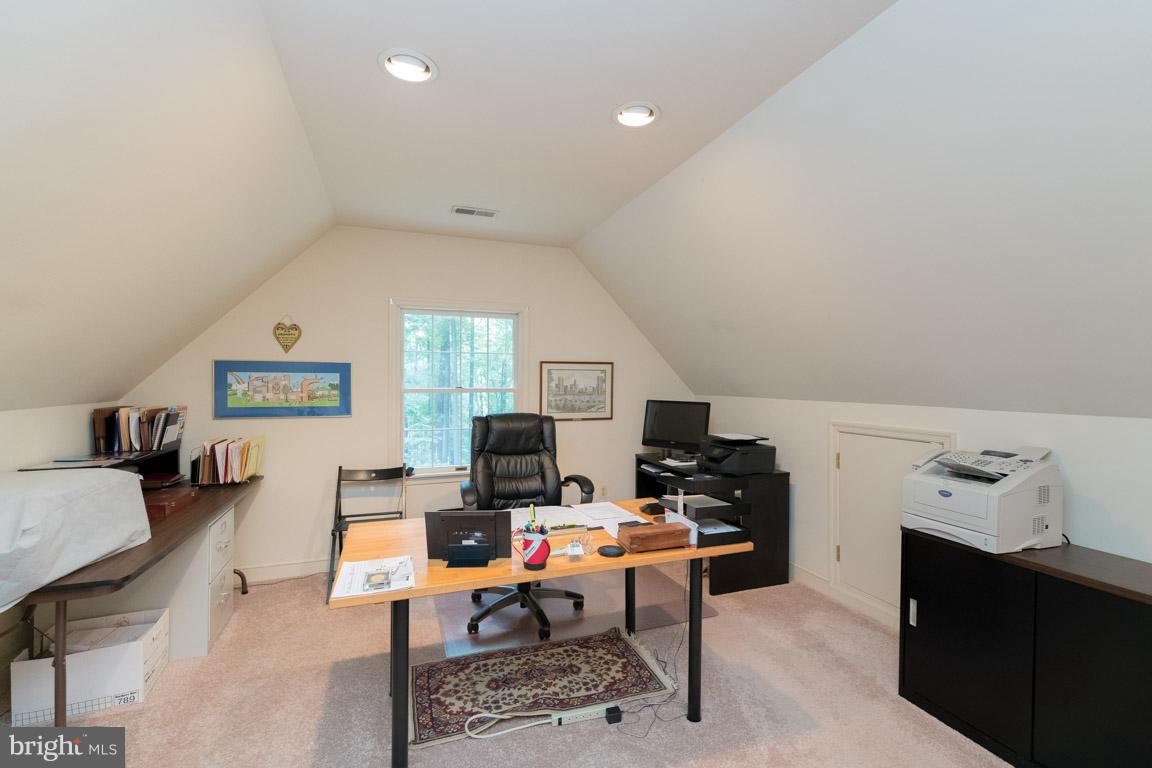 WORTHINGTON HILLSIDE II - Residential