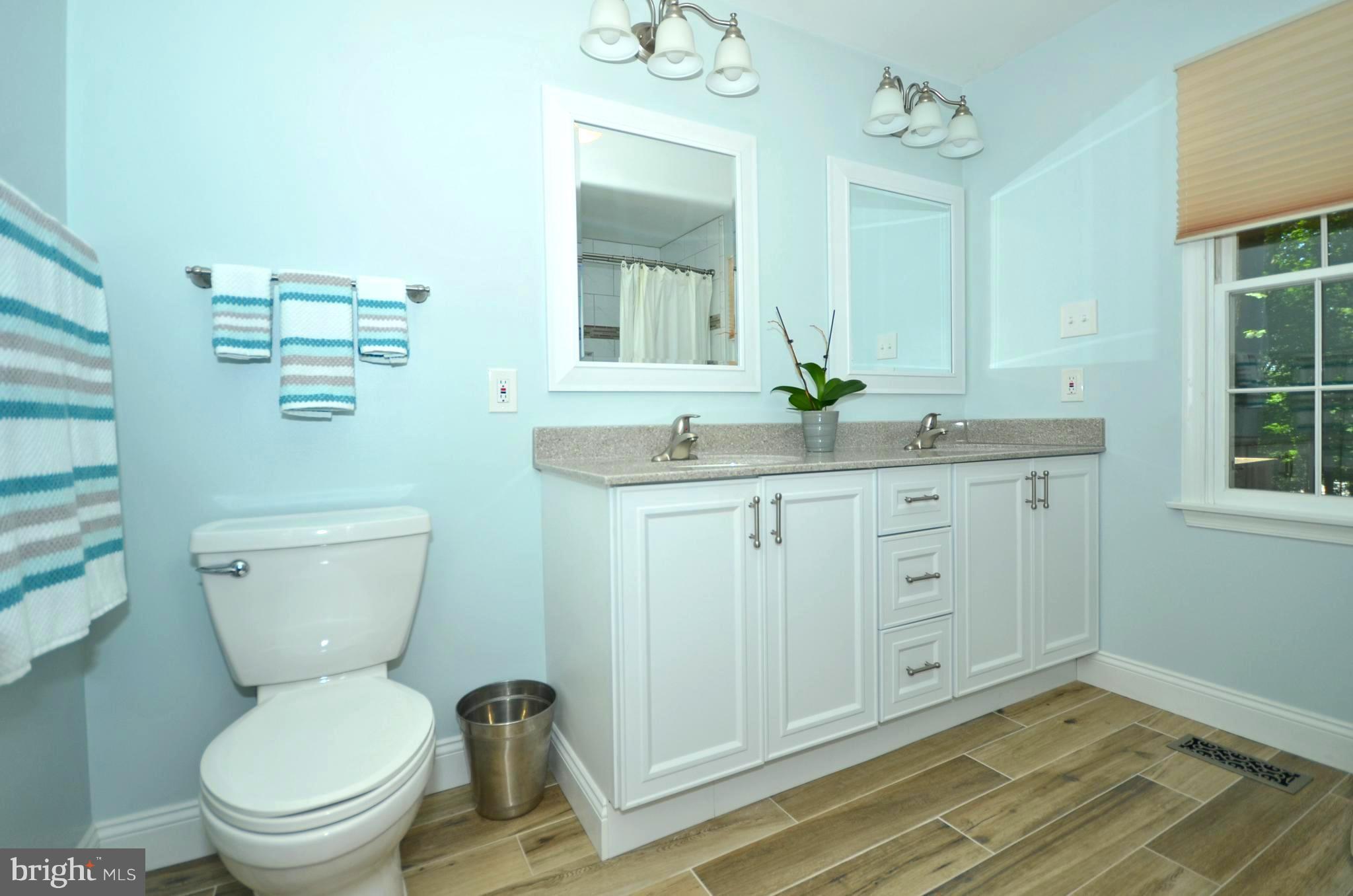 WORTHINGTON HILLSIDE II - Residential