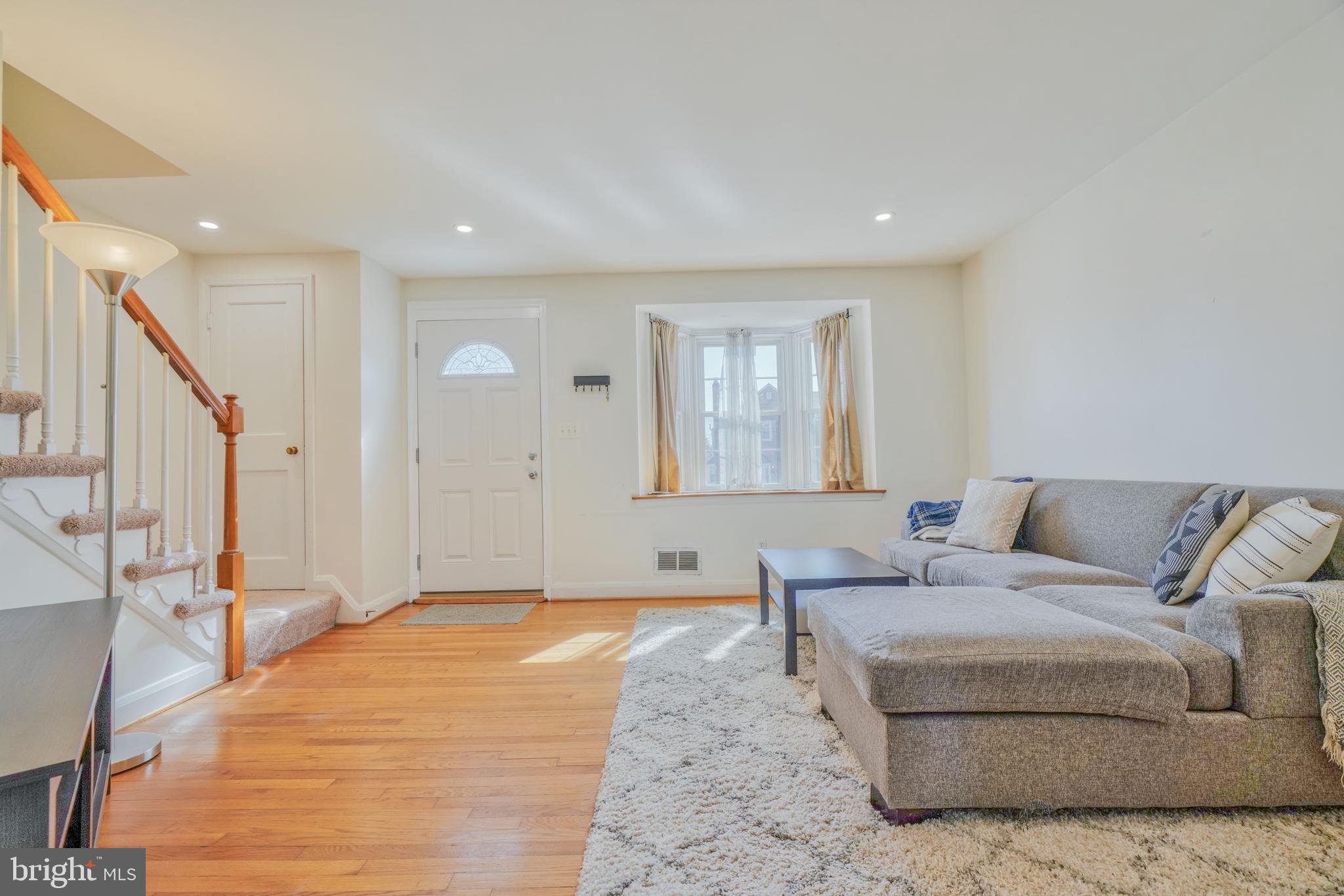 KNETTISHALL - Residential