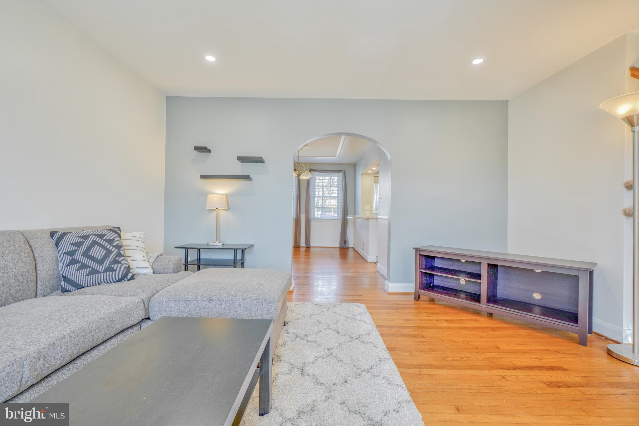 KNETTISHALL - Residential