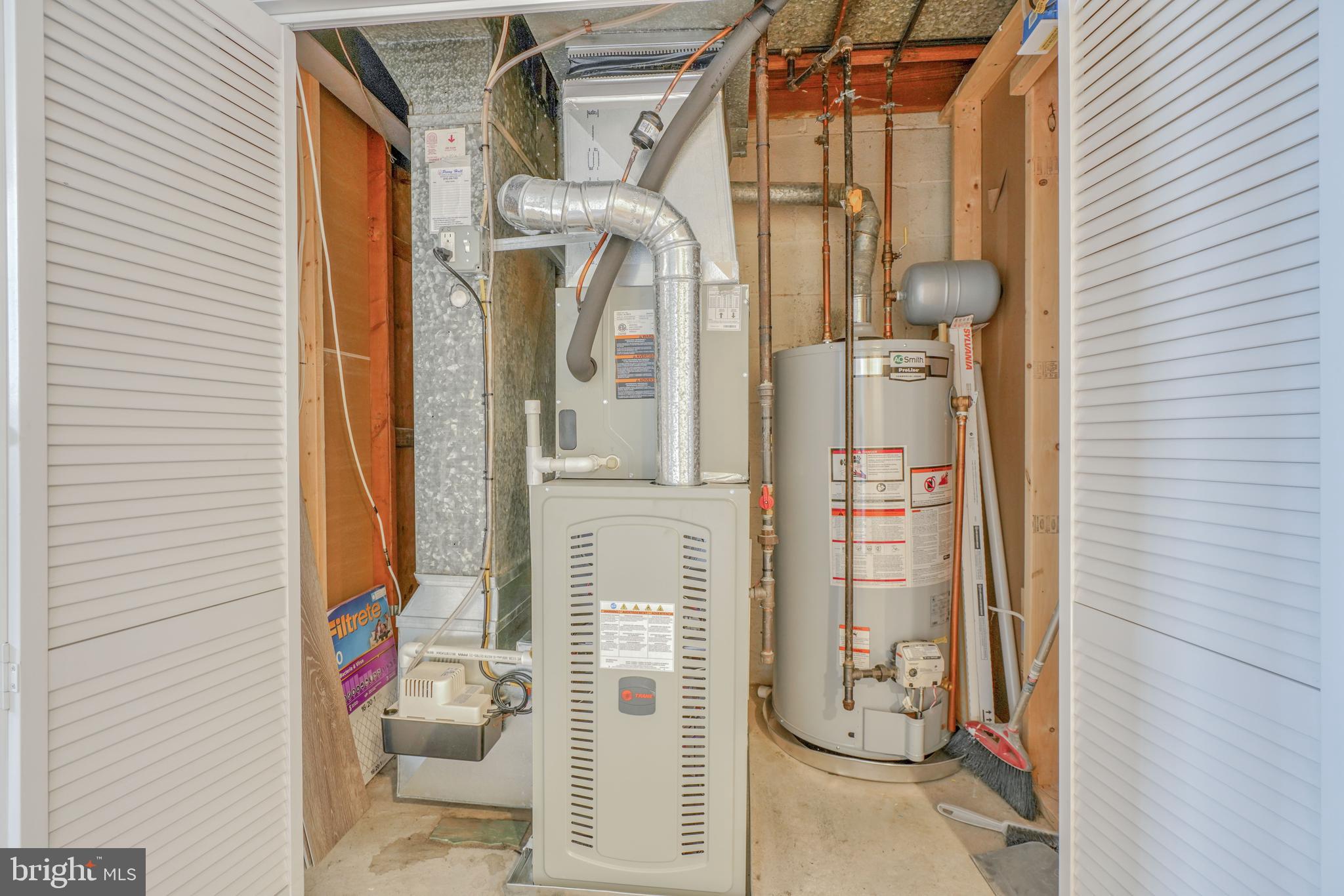 KNETTISHALL - Residential