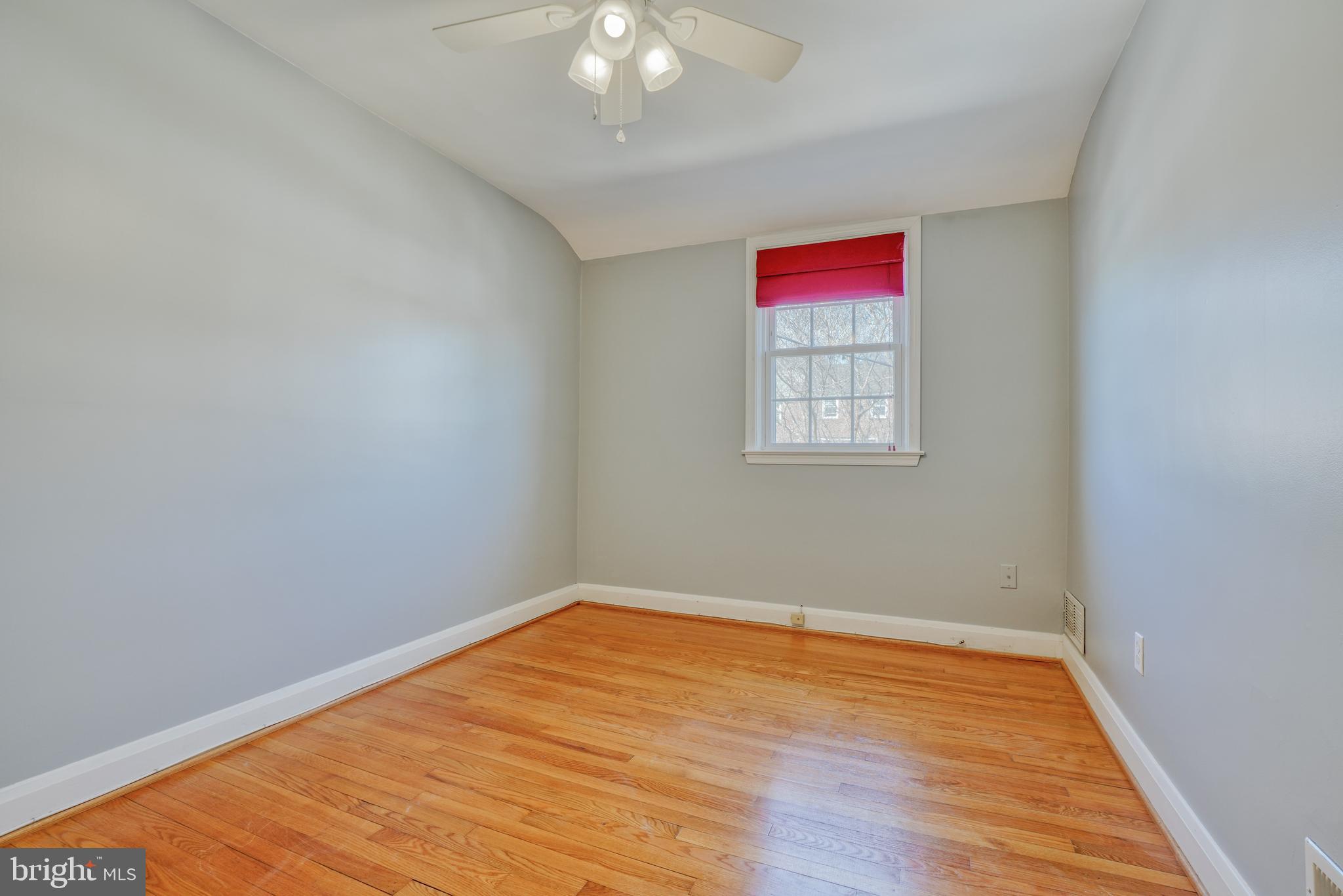 KNETTISHALL - Residential