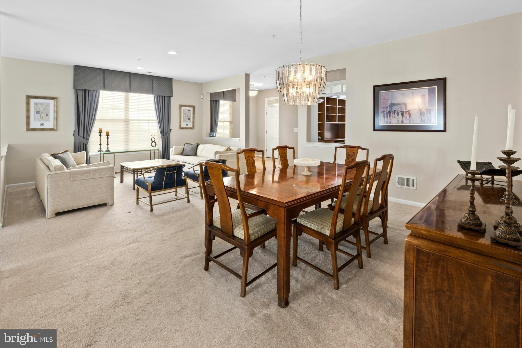 HERITAGE CR ESTS - Residential