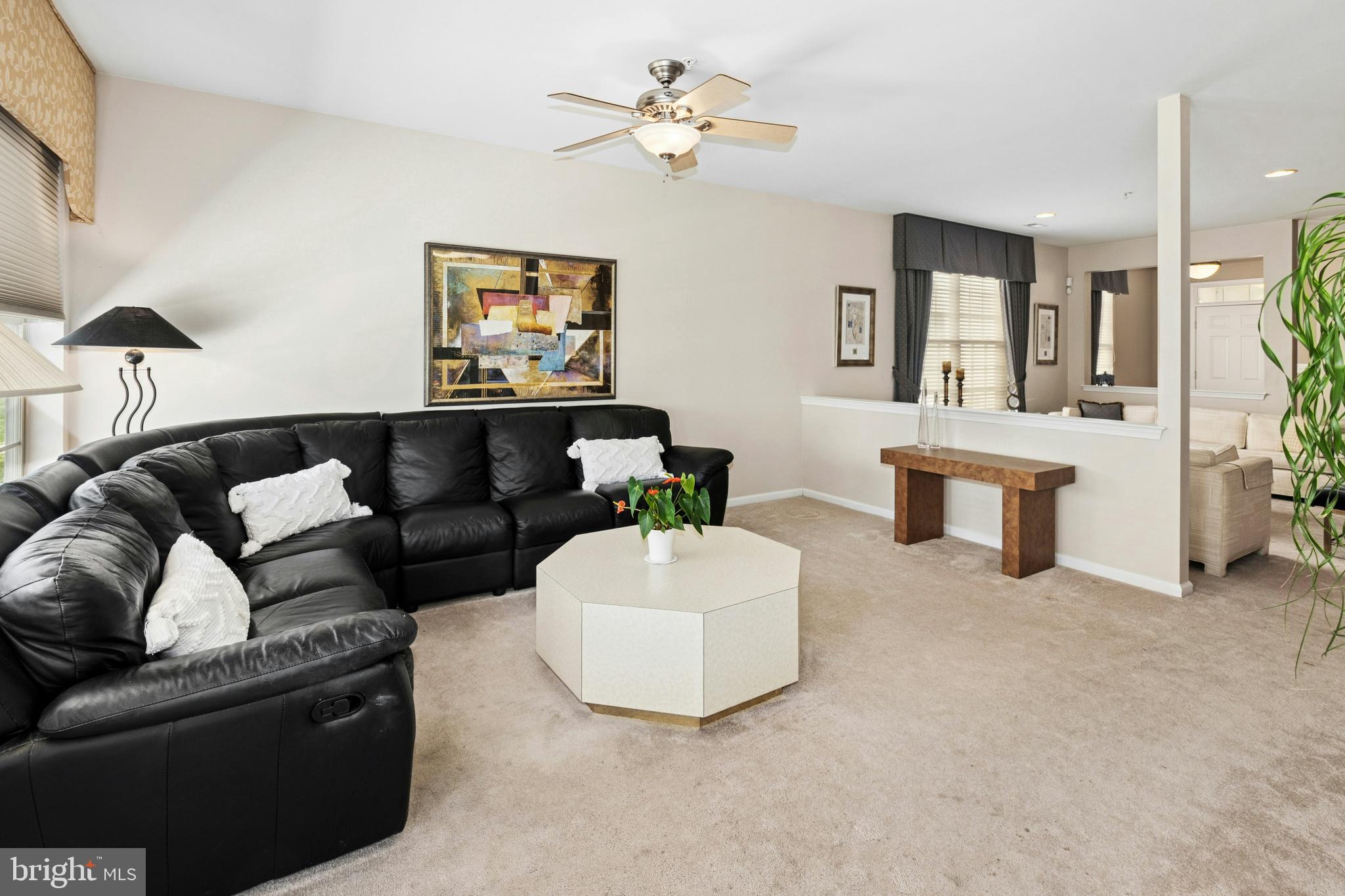 HERITAGE CR ESTS - Residential