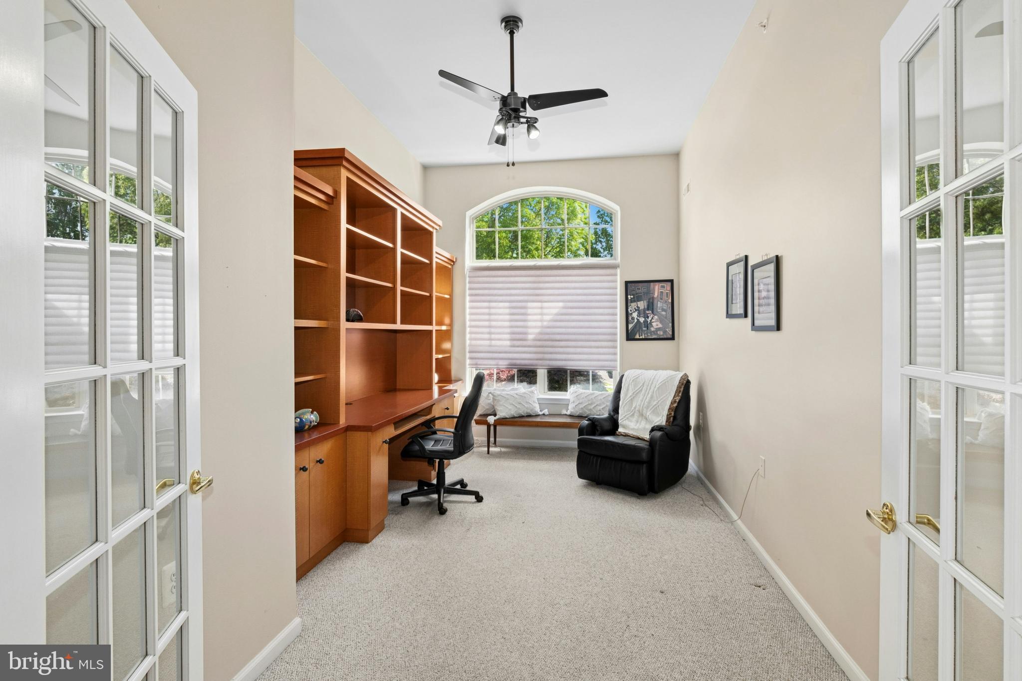 HERITAGE CR ESTS - Residential