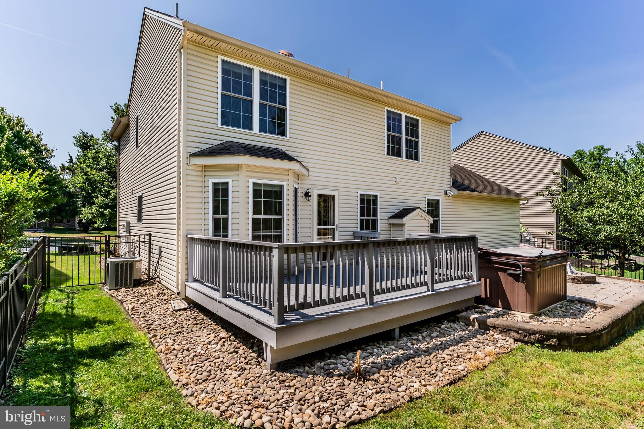112 HILLTOP COURT