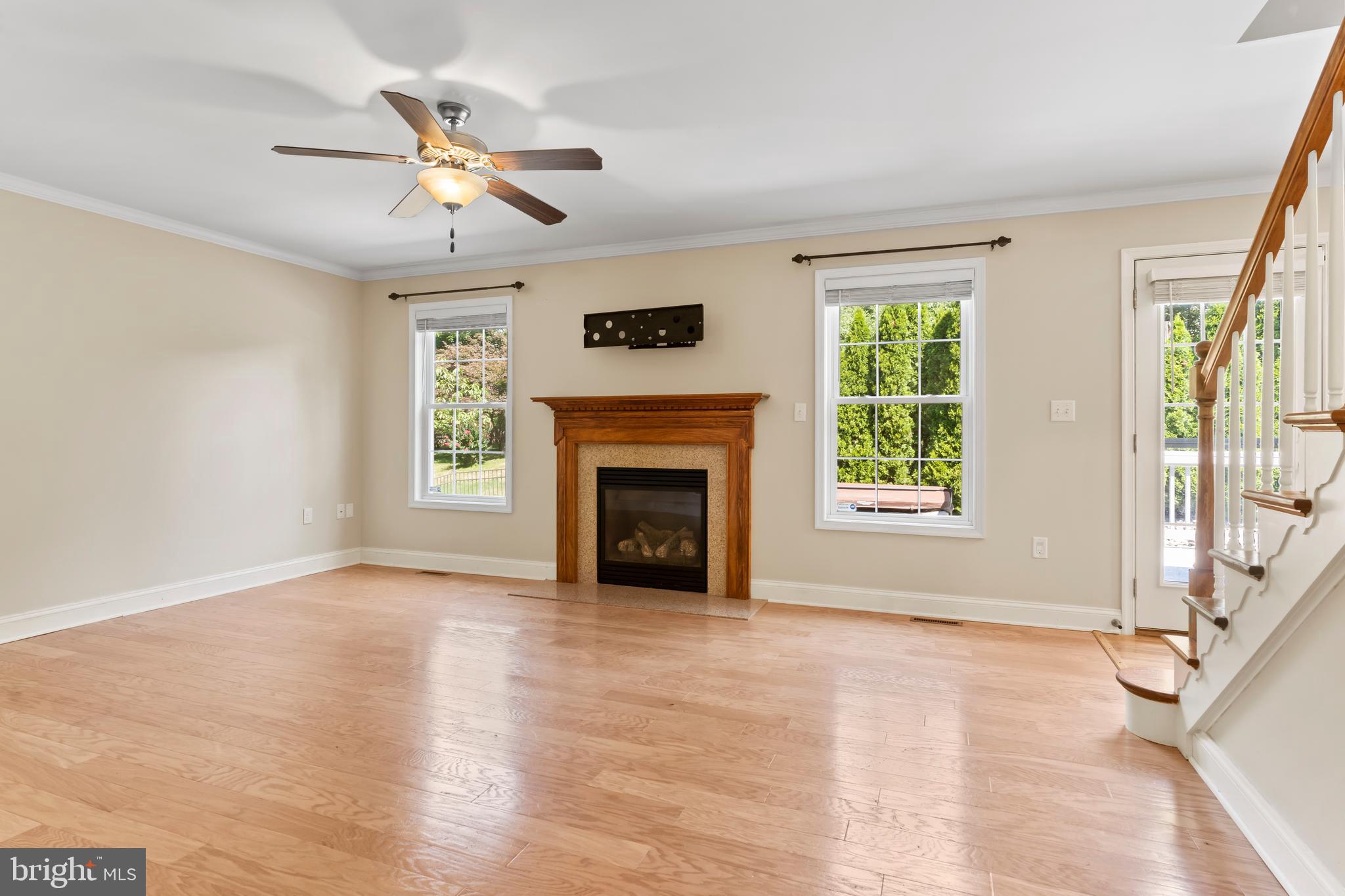 112 HILLTOP COURT