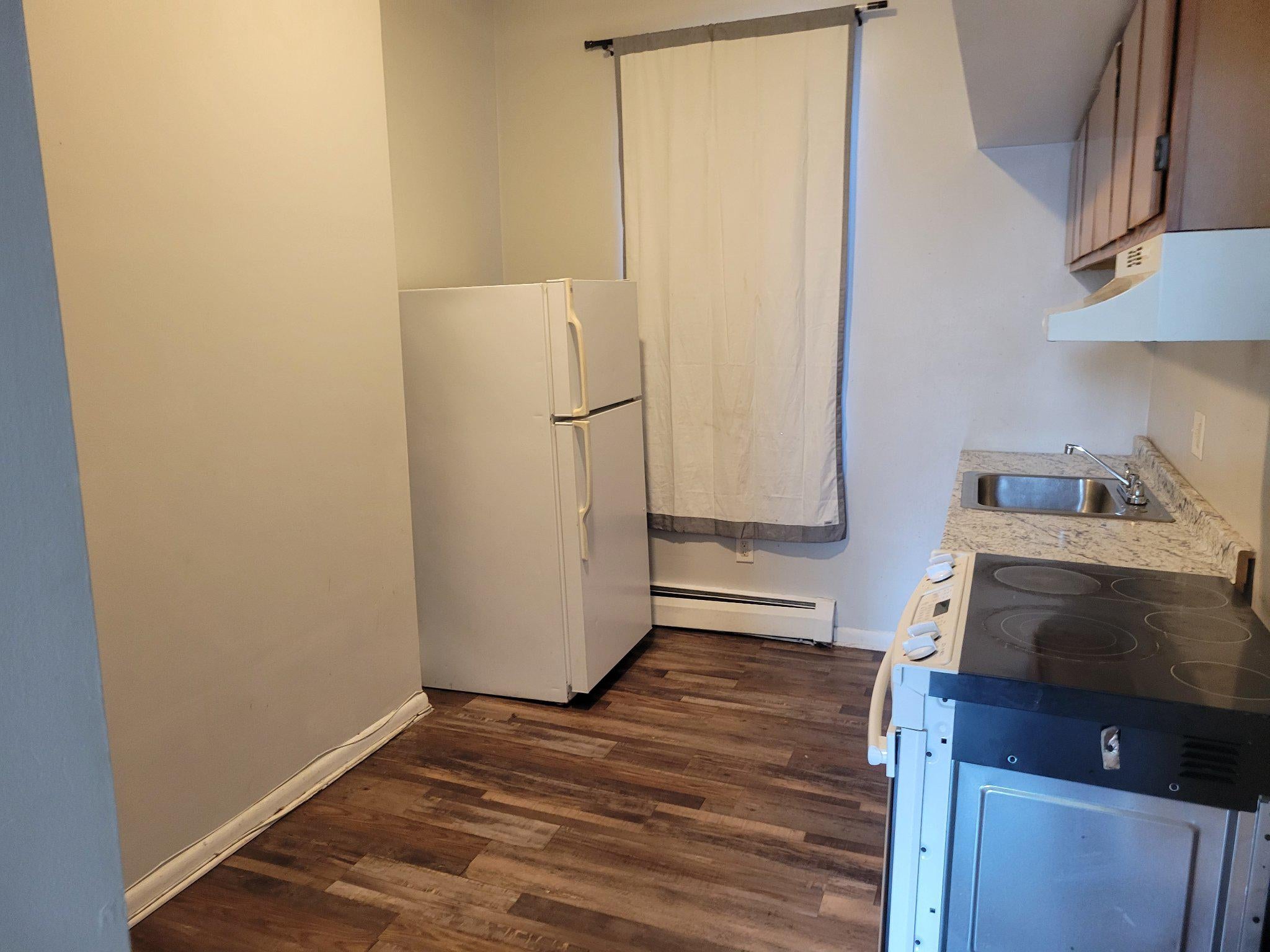 607 SWEDE STREET 3