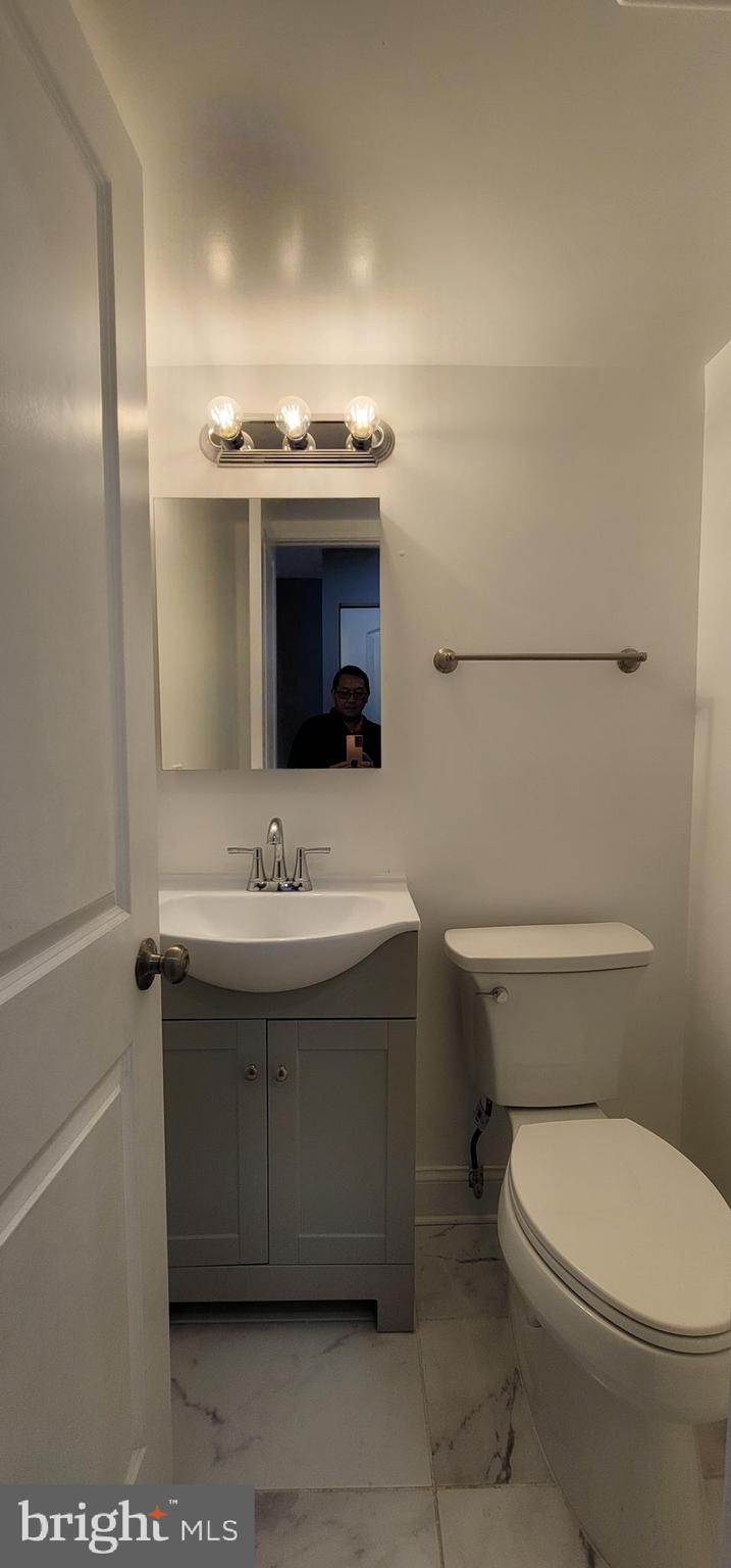 LONDON TOWNE - Residential