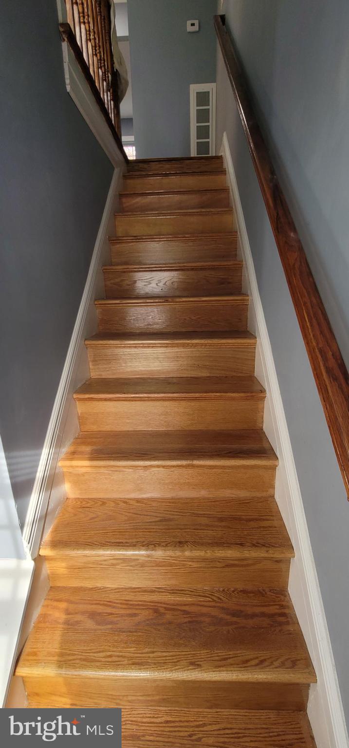 LONDON TOWNE - Residential