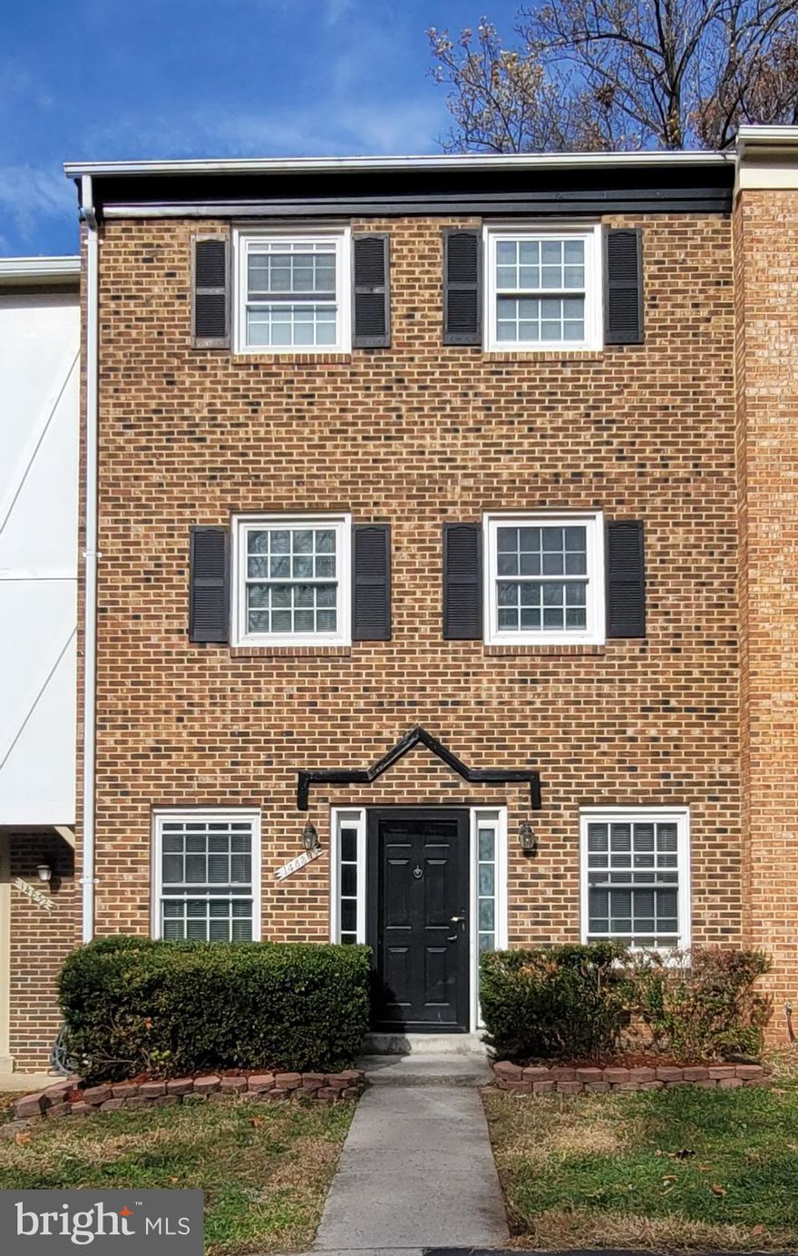 Gorgeous 3 level Townhouse 3 BRs + a Den, 2.5 Baths. Main Dining Room walkout to Flag Stone Patio with surrounding fences.  Renovated top to bottom! Laminated hardwood floors,  Beautiful New  kitchen with granite countertops,   New Cabinets,  New  Stainless Steel appliances.  New Washer & Dryer.  New bathrooms.   Freshly painted all the rooms.  Community features tot lots, common area and sidewalk  with mature trees. Easy access to route 29 and 66.  Replaced  HVAC in 2021, Water Heater in 2020.  Parking Space #0940.     *HIGHEST & BEST offers due by 6 pm on Monday, November 20th* * * Hurry, this beauty won't last long!! * *  Sellers prefer Regency Title & Escrow.