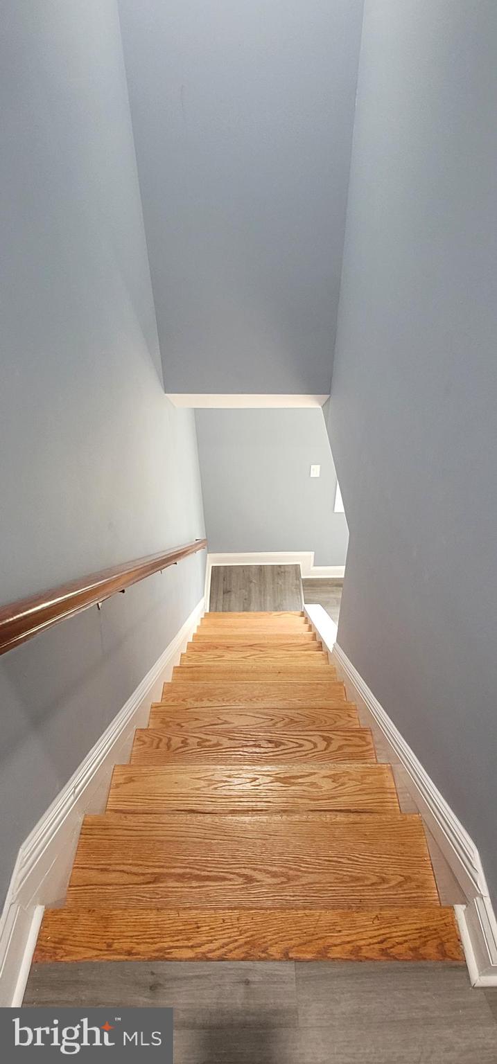 LONDON TOWNE - Residential