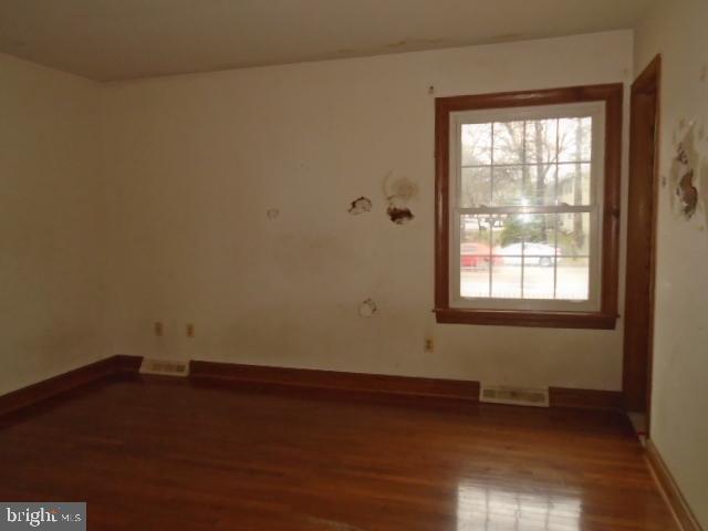 VILLAGE OF OLDE MILL - Residential